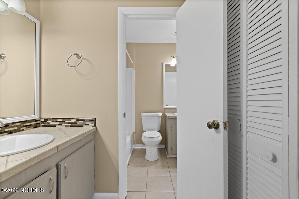 100560760 | Photo 13