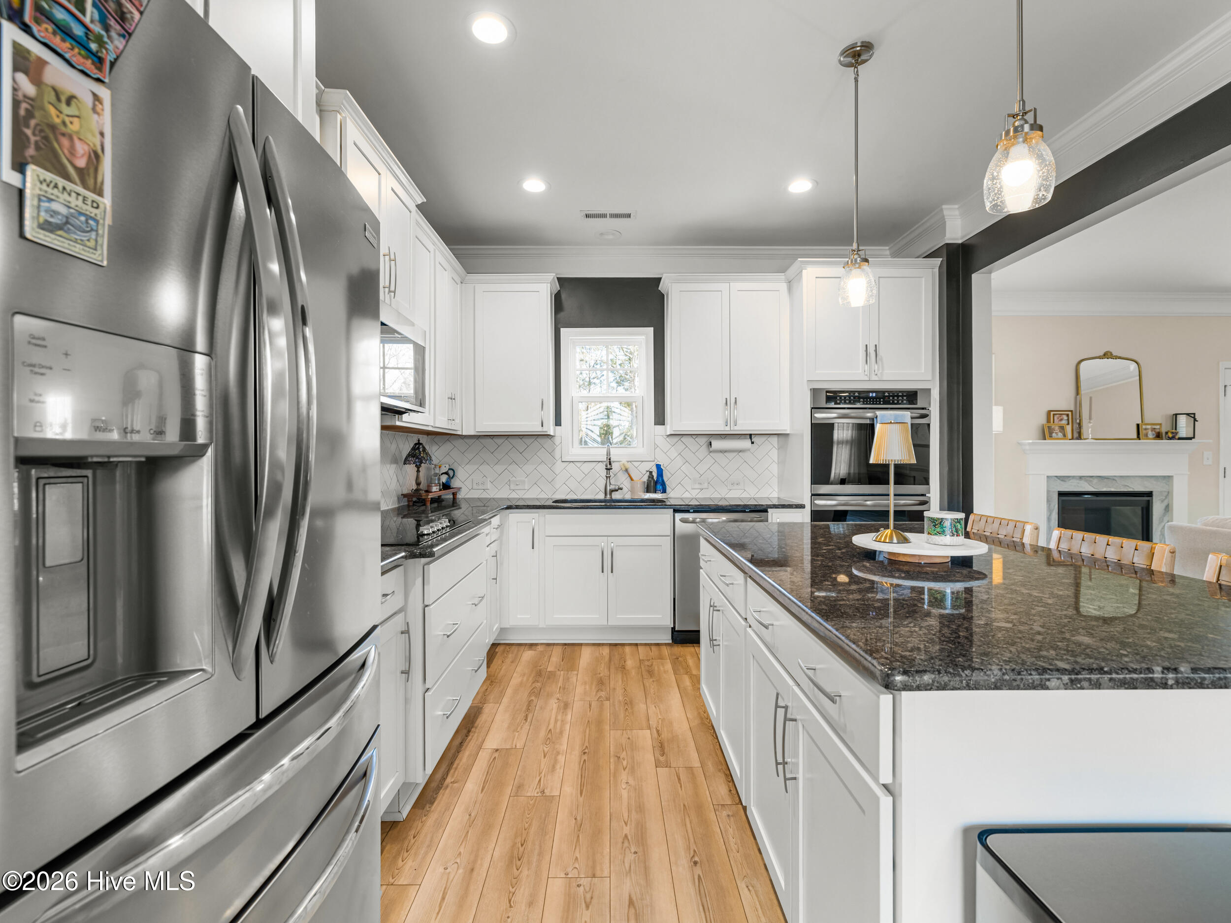 100559684 | Photo 17