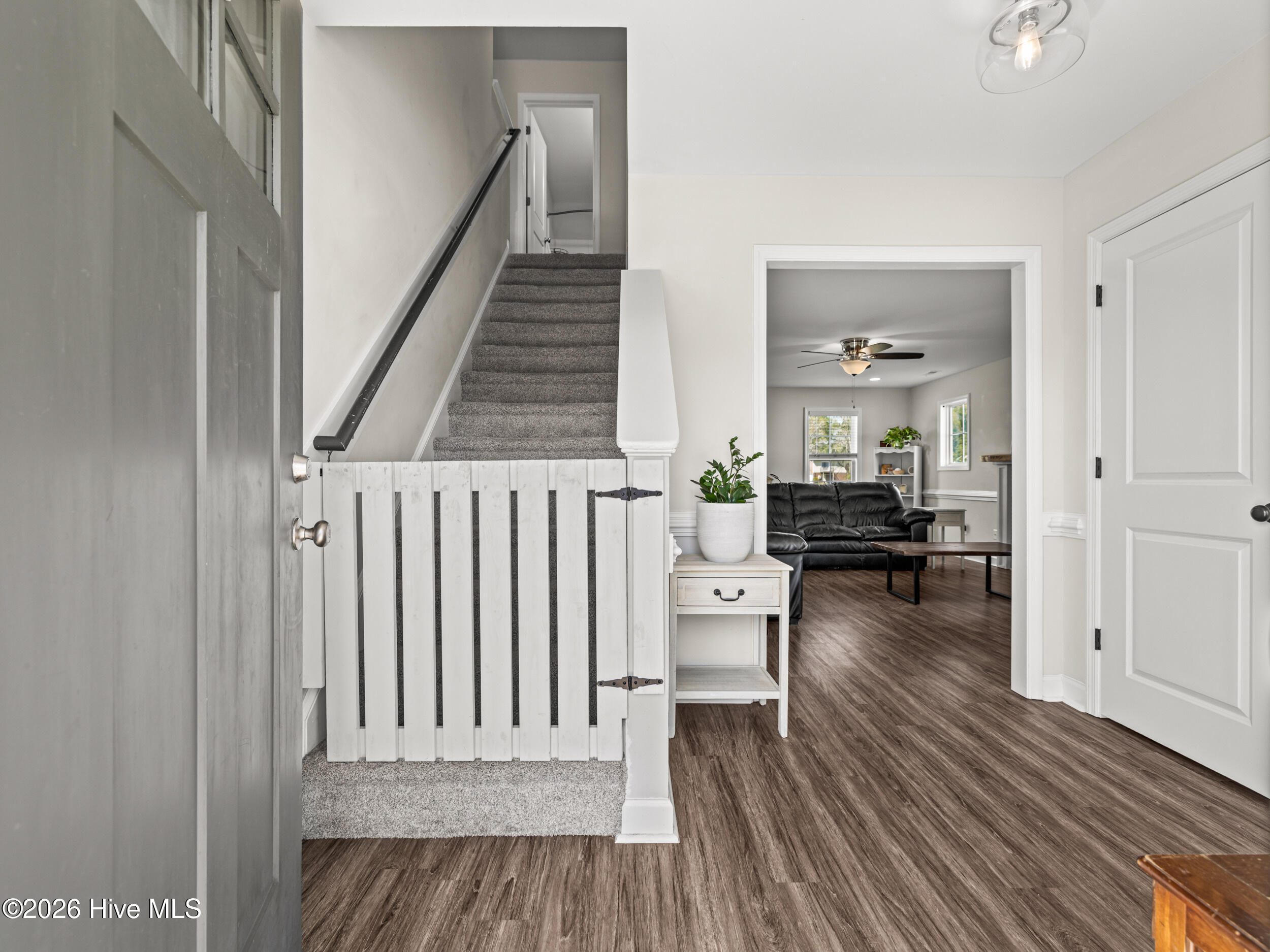 100565211 | Photo 12