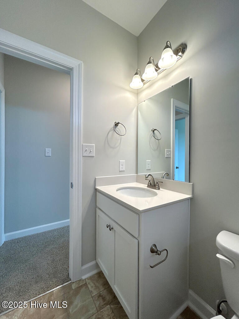 100562830 | Photo 33