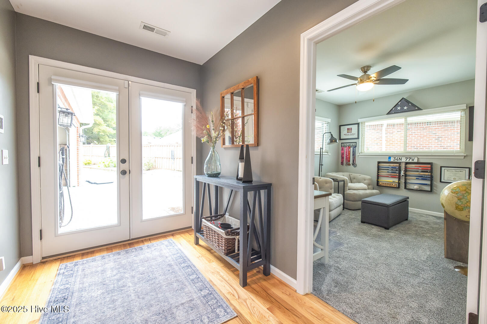 100537191 | Photo 43