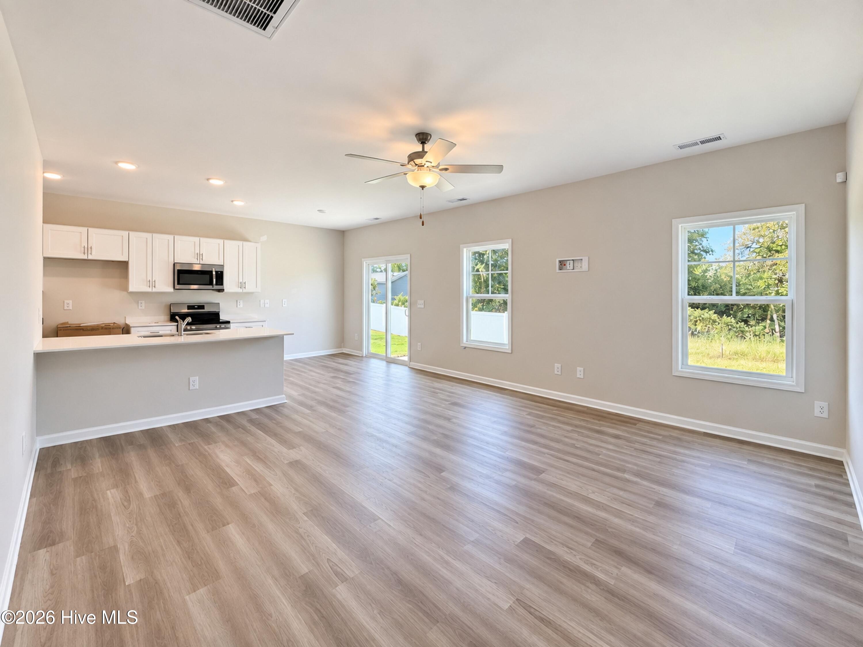 Photo 4 of Single family home for sale at 267 Crossvine St, Selma, NC 27576 | MLS# 100570669 | Listing updated on 2026-10-07