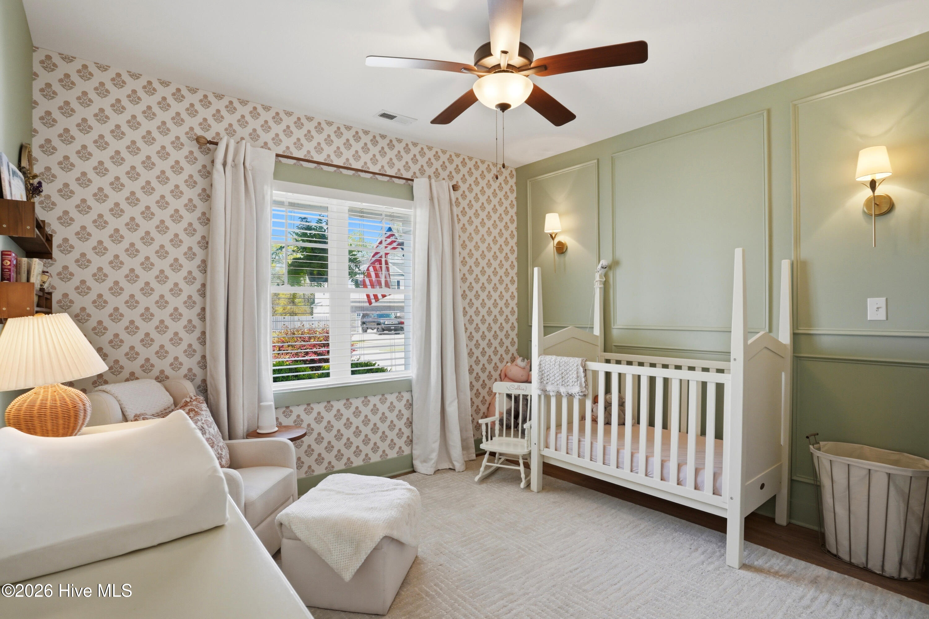 100561504 | Photo 26