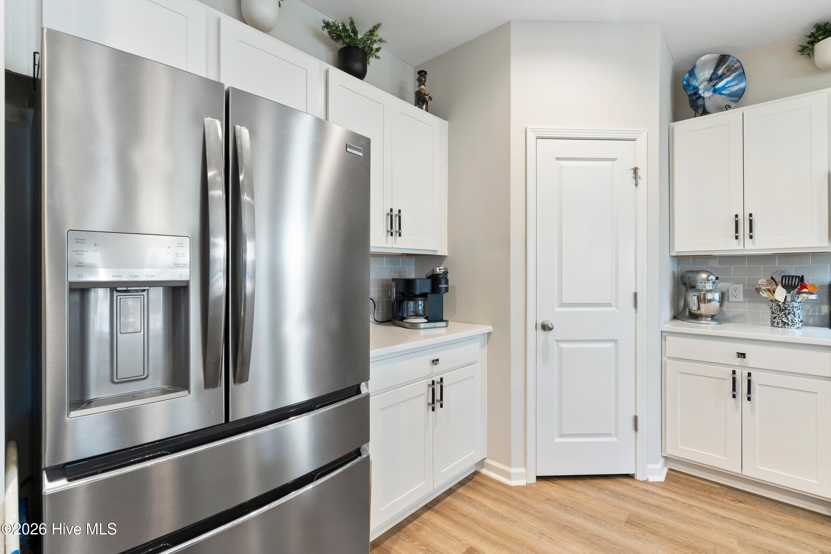 100550634 | Photo 25