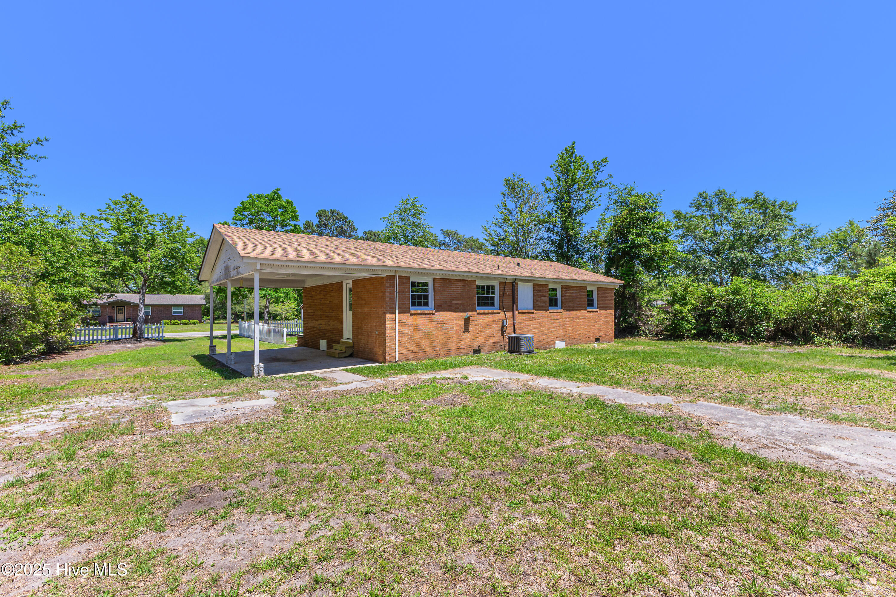 100509381 | Photo 32