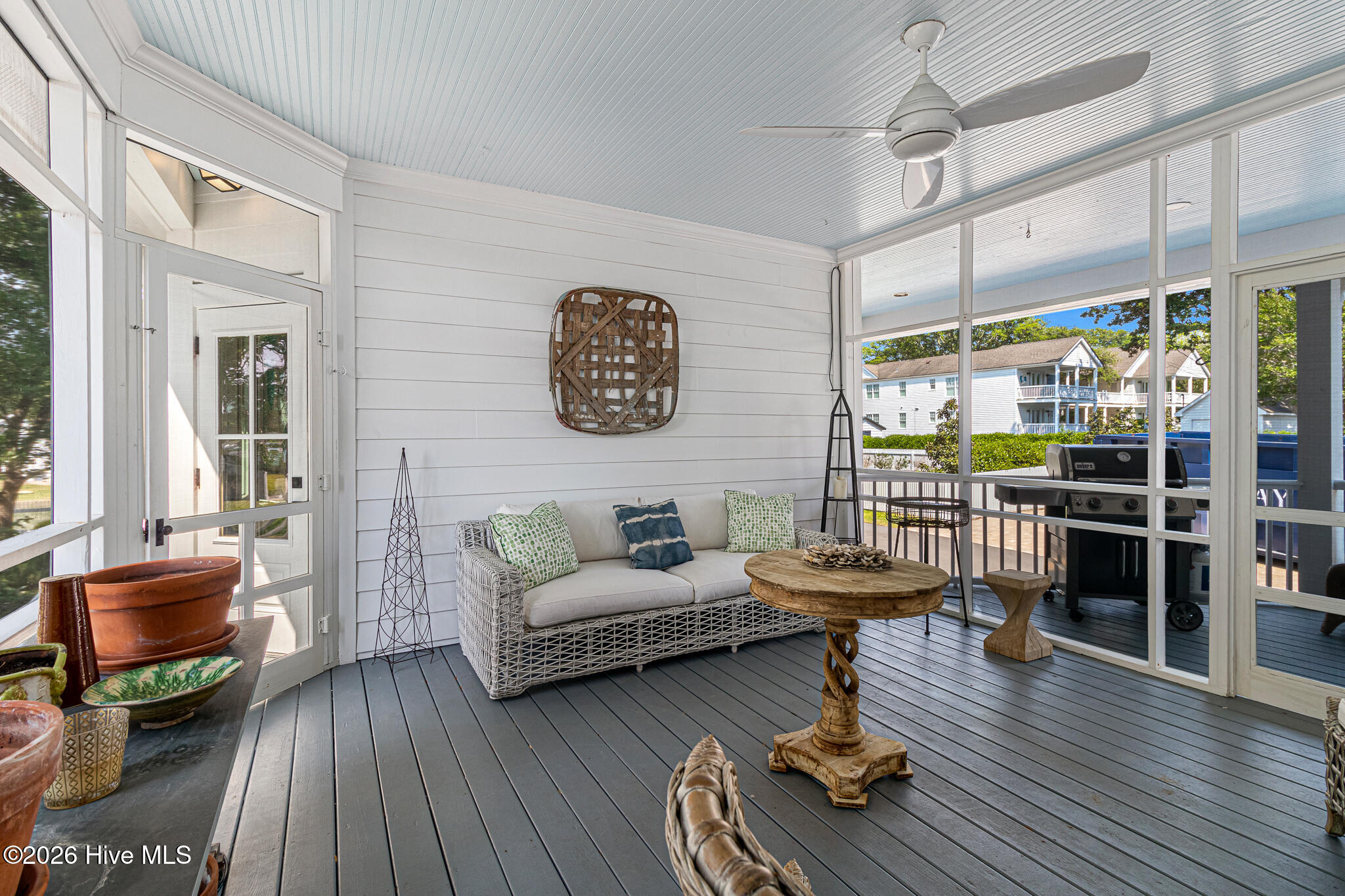 102 & 113 Front Street,Beaufort