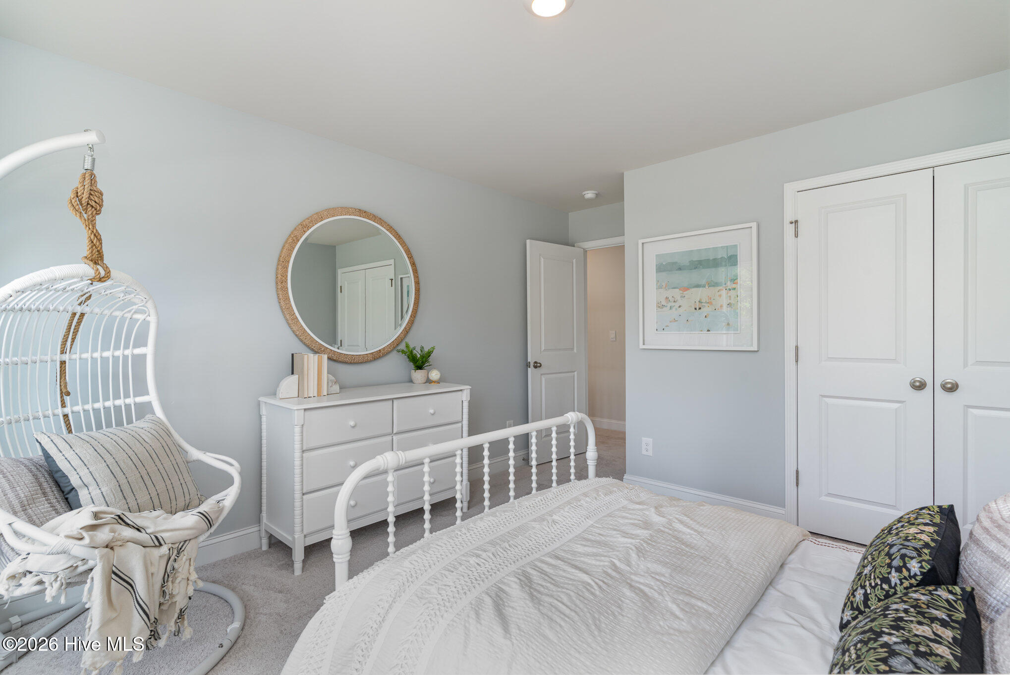 100565475 | Photo 26