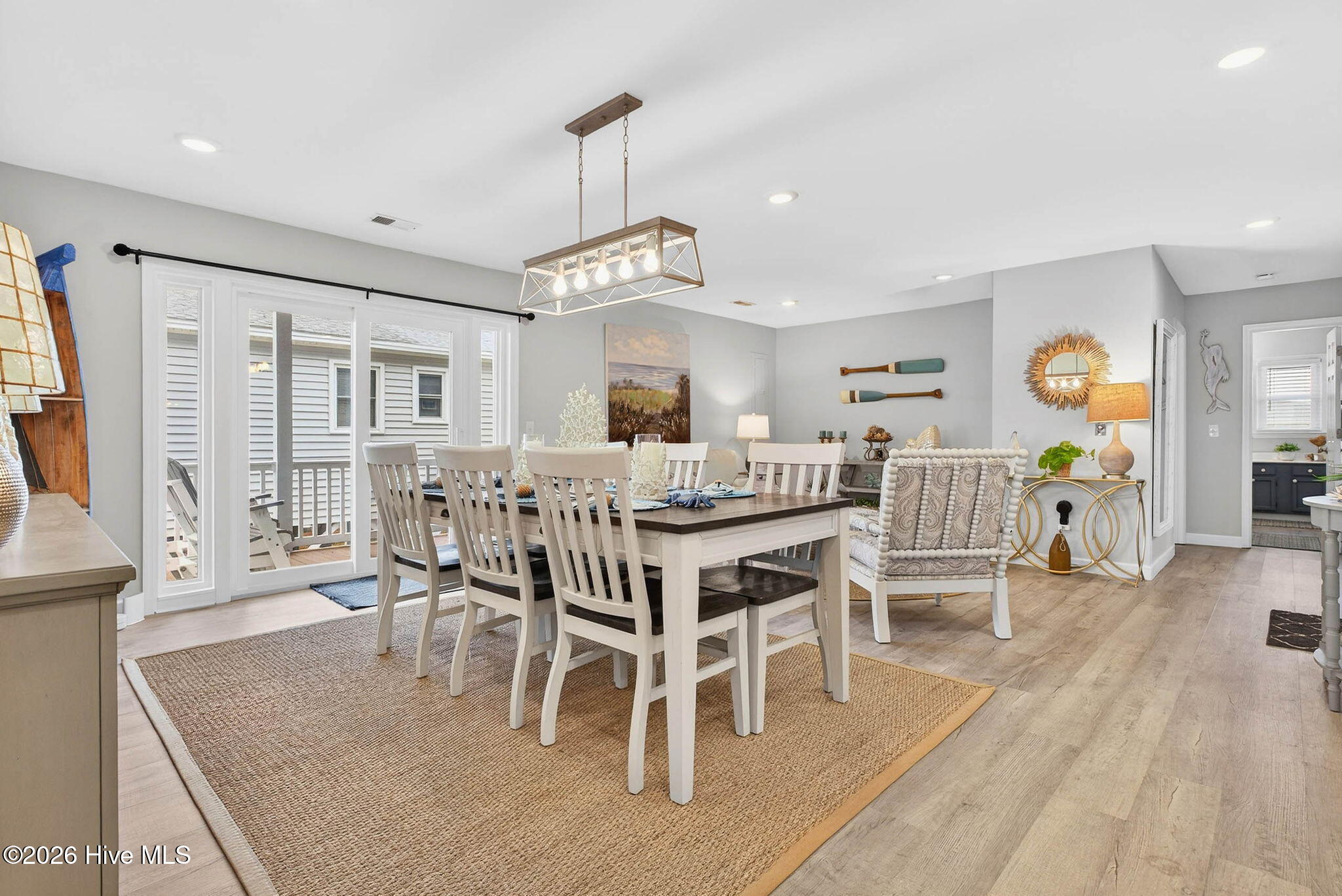 100565816 | Photo 11