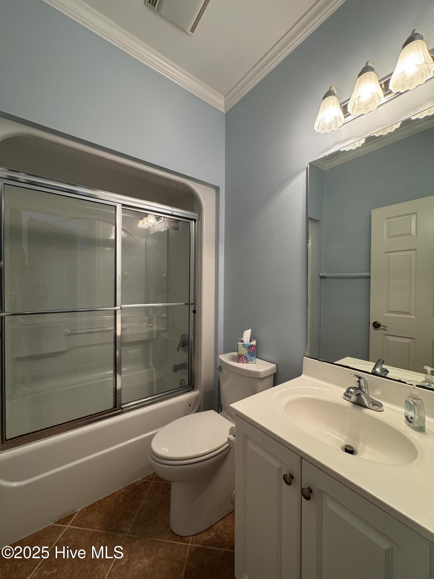 100532583 | Photo 13