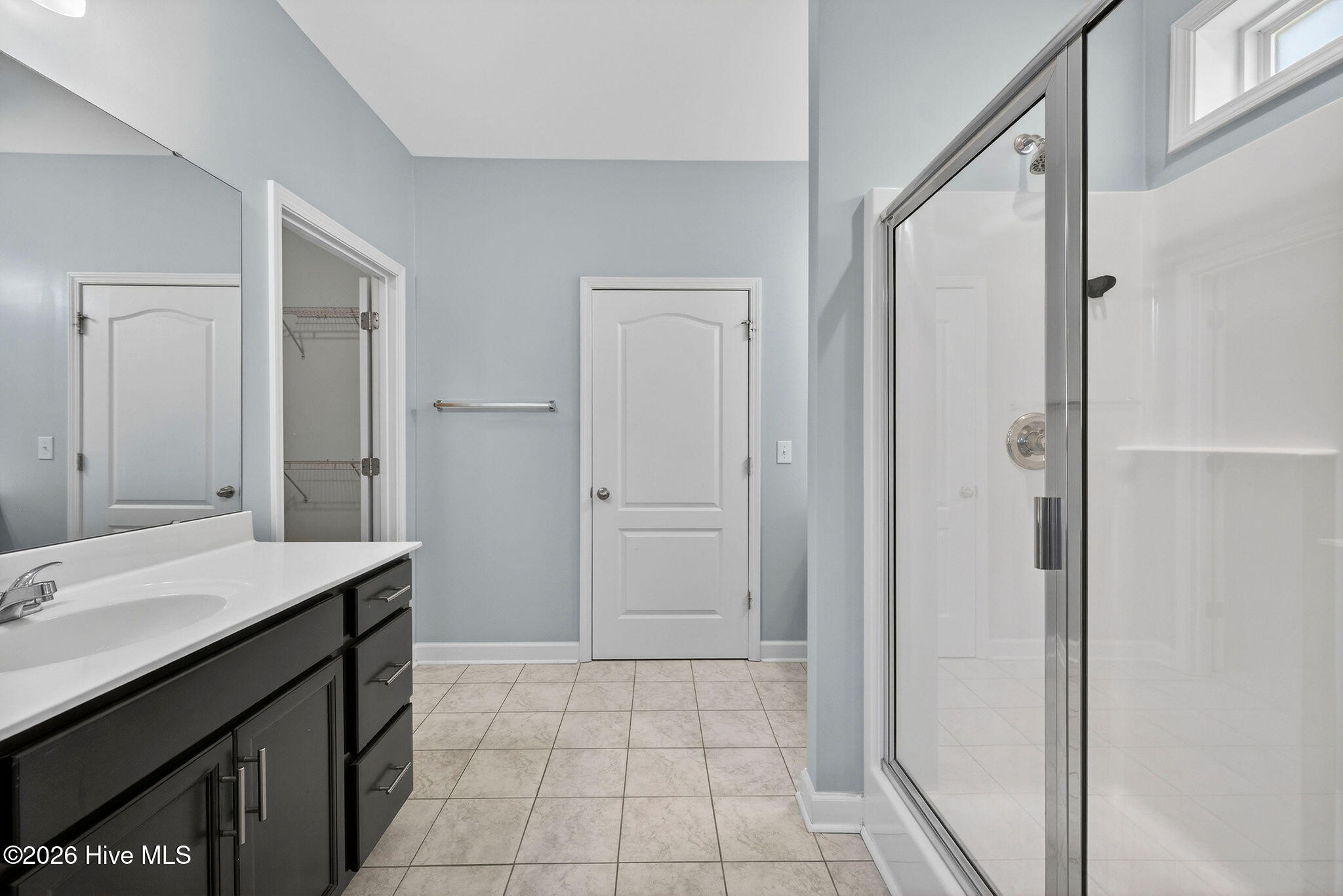 100564802 | Photo 26