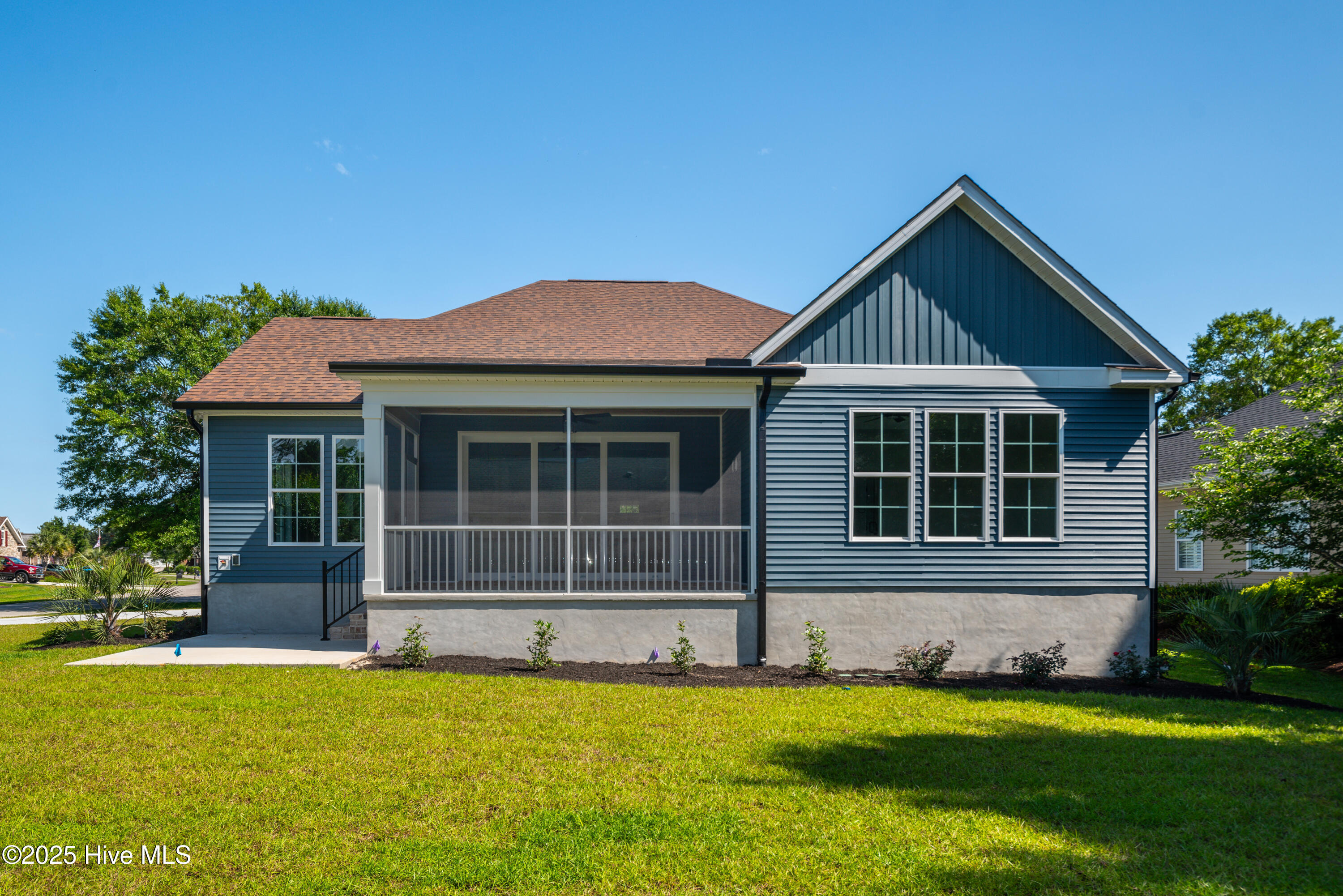 100541947 | Photo 47