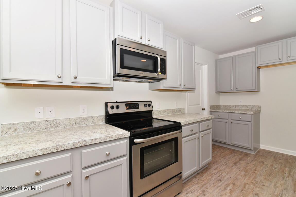 100545551 | Photo 10