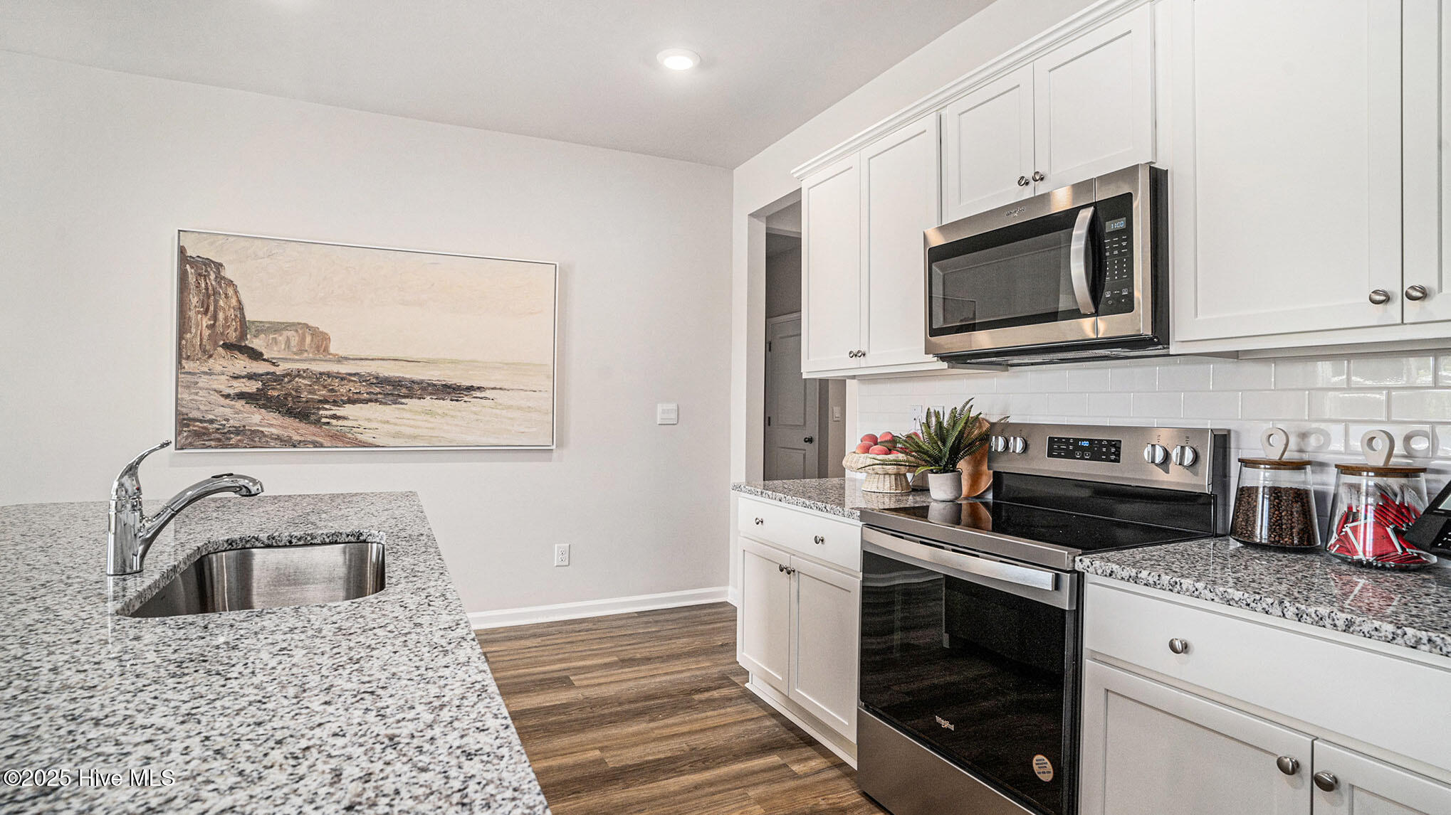 100546496 | Photo 10