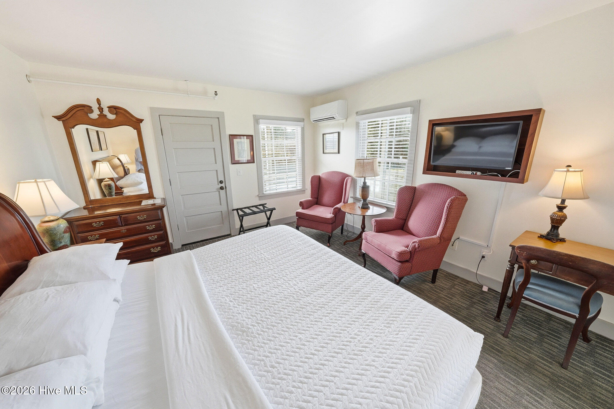 6715 S Croatan Highway, Nags Head, NC, 27959