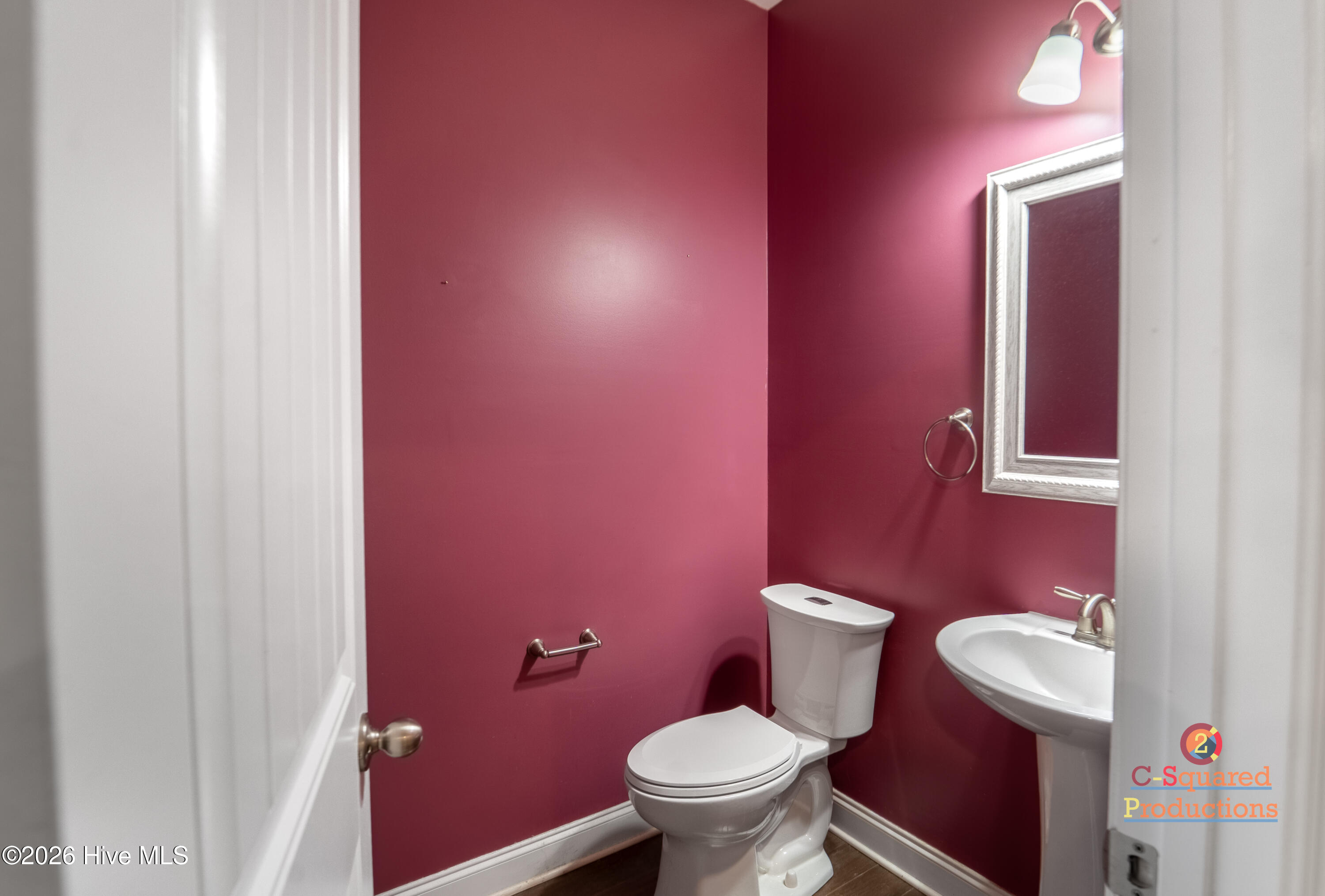 100553861 | Photo 20