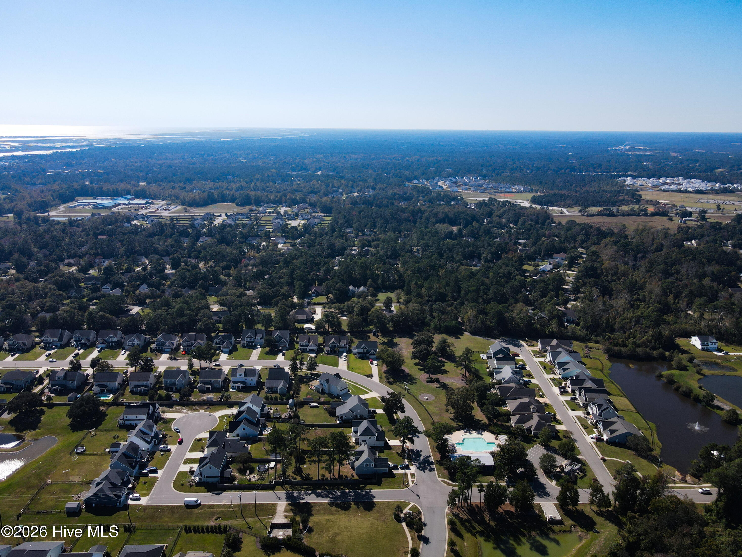 100569259 | Photo 85