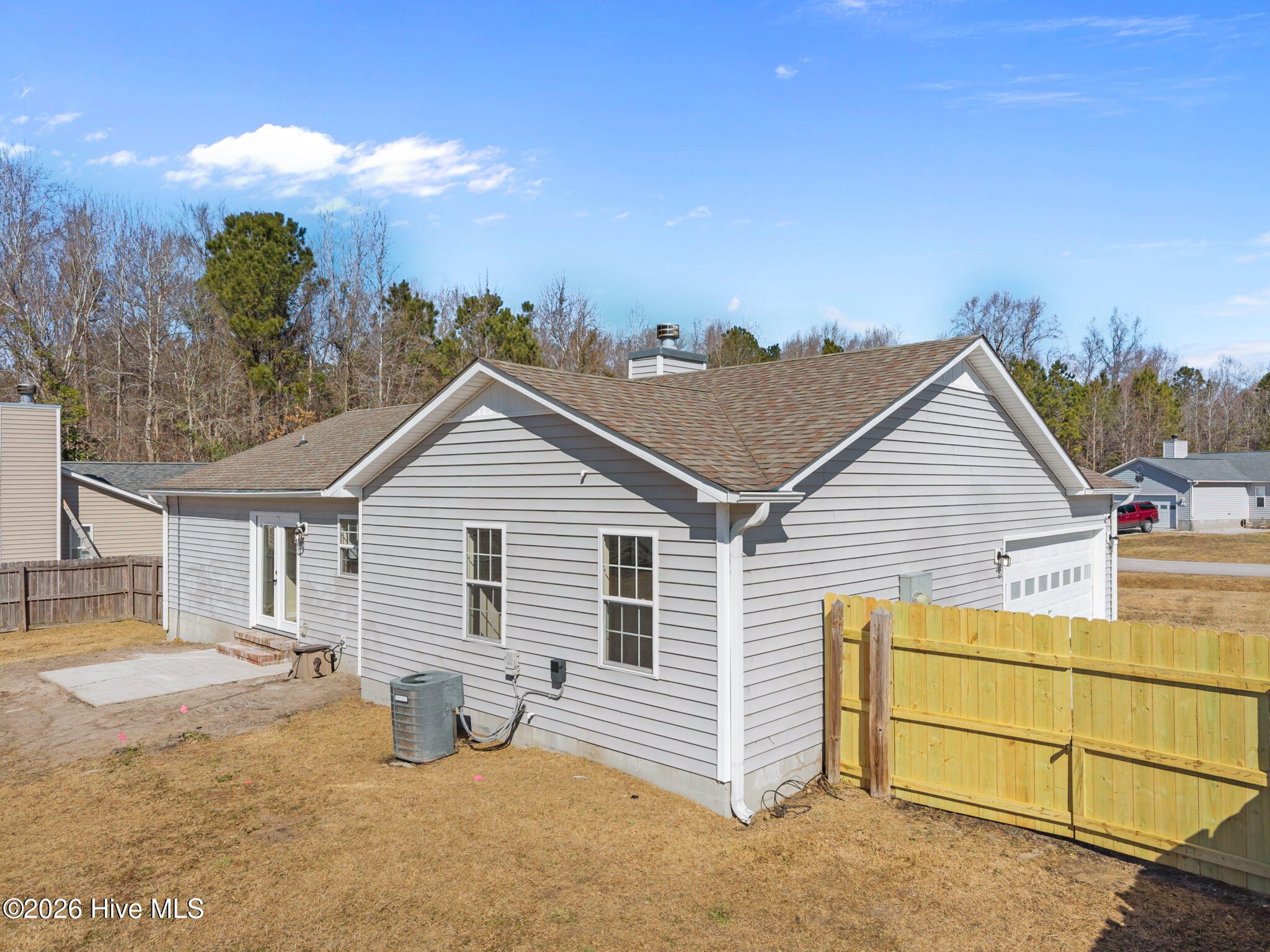 100554029 | Photo 27