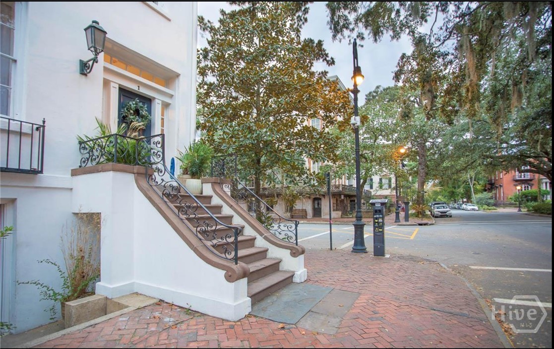 Homes for sale in Savannah, GA | 1 E Gordon St #5, Savannah, GA 31401 | MLS# SA339962