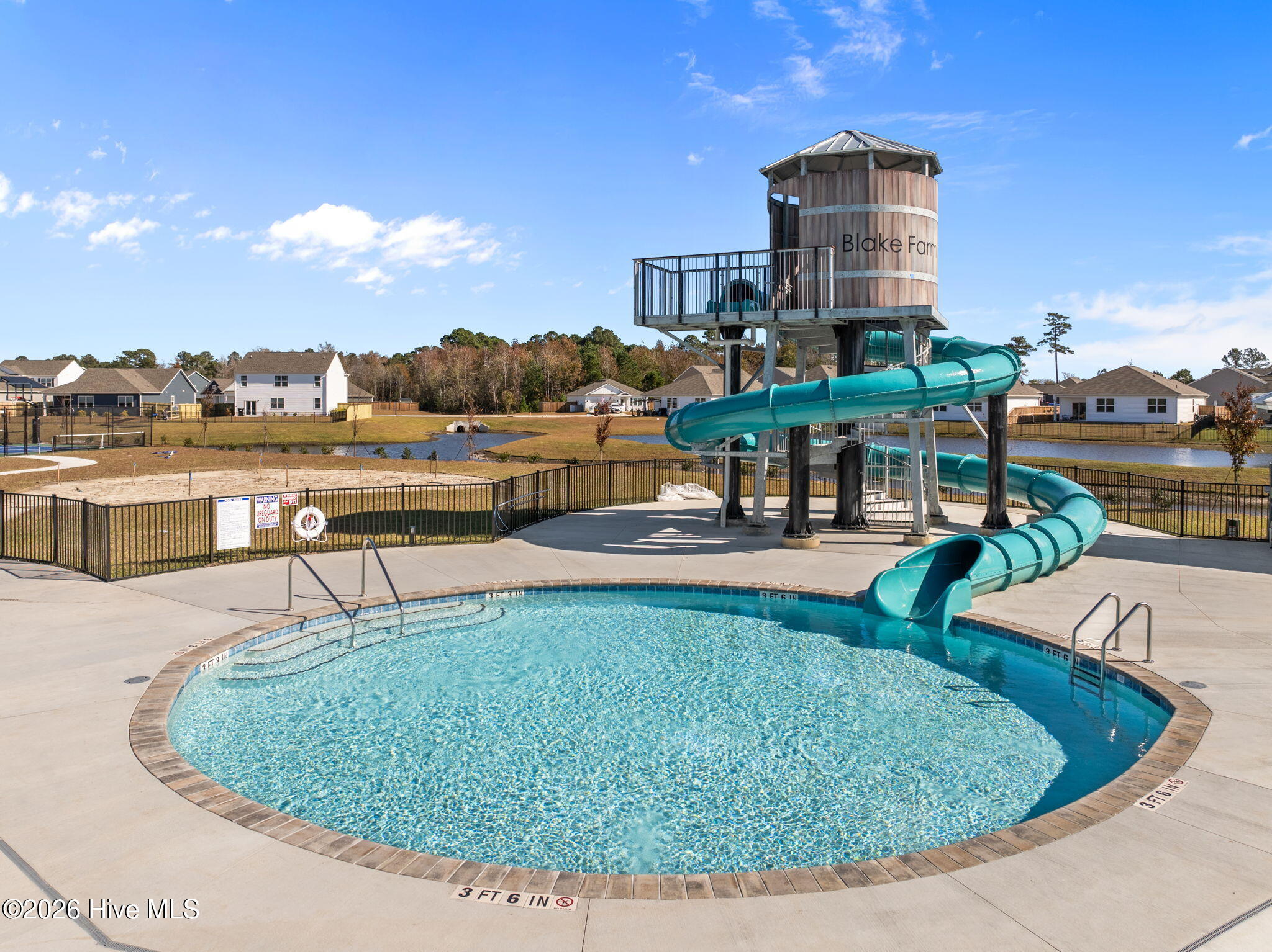 100549291 | Photo 35