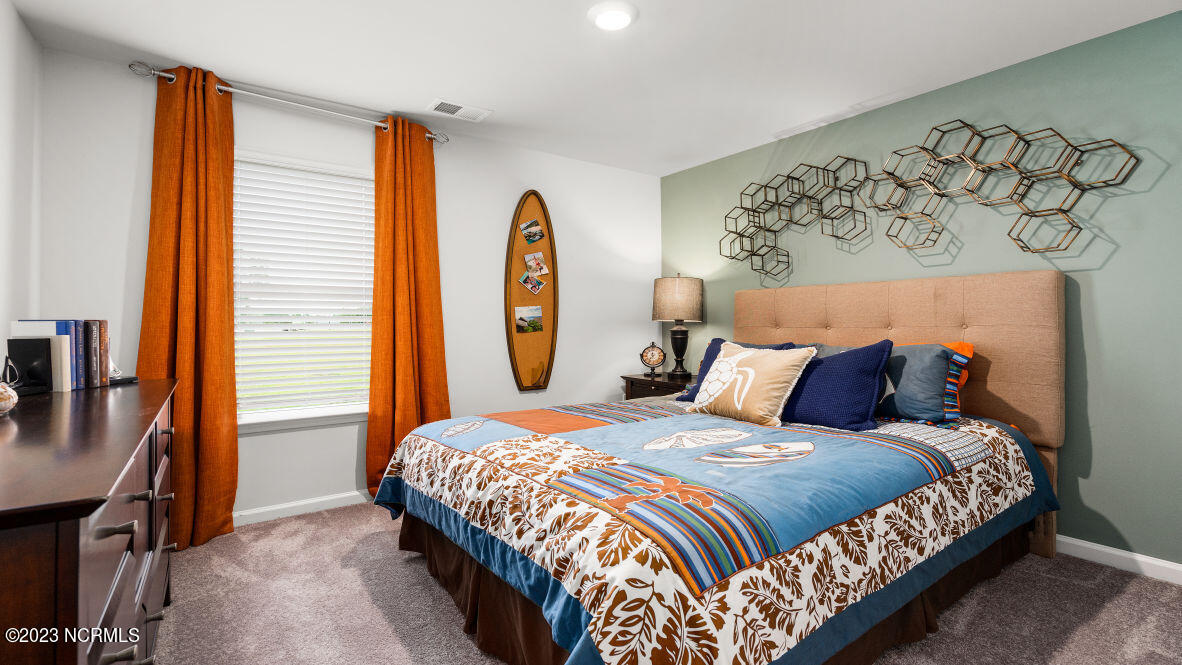 100515426 | Photo 44