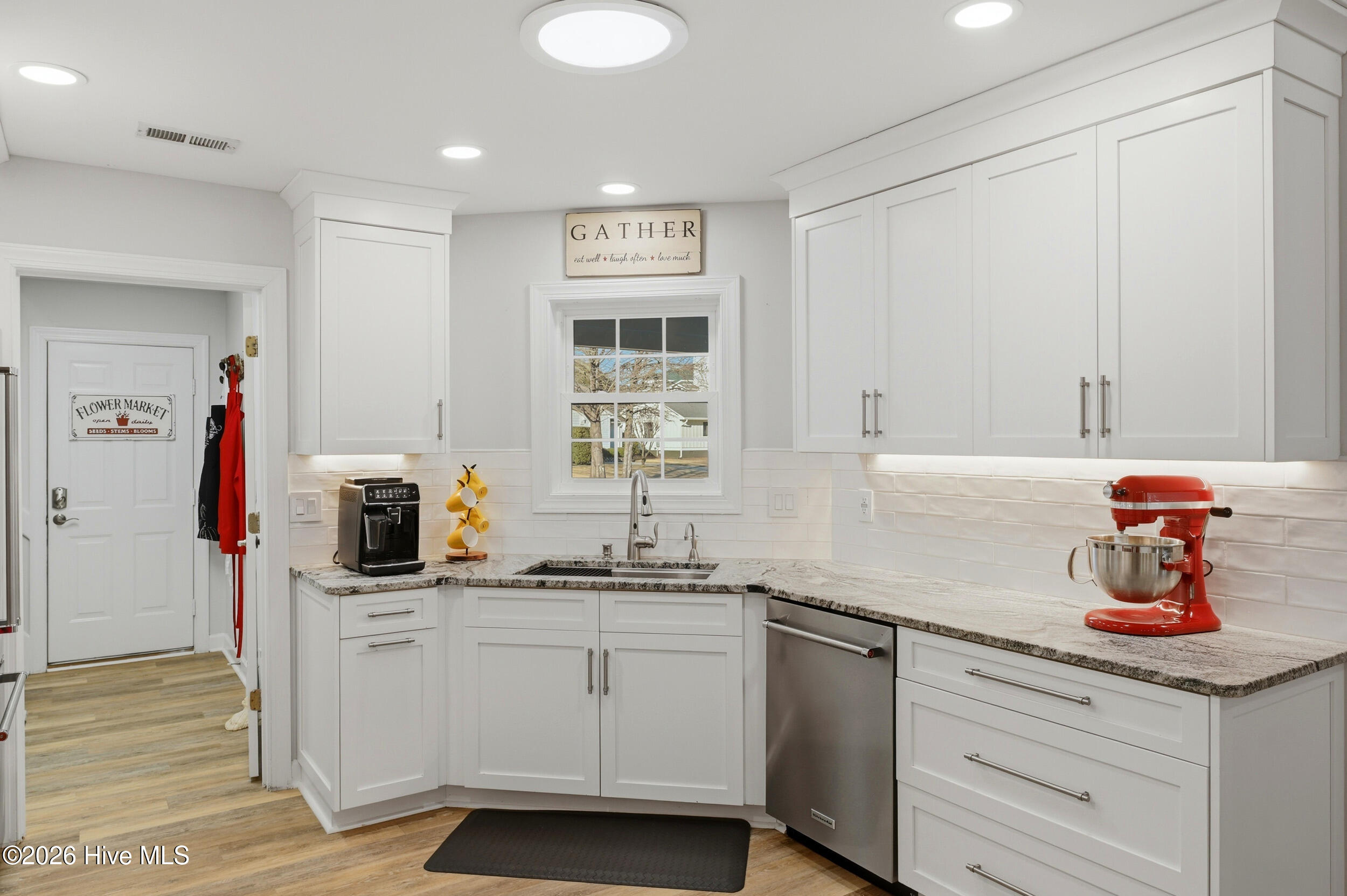 100555561 | Photo 12