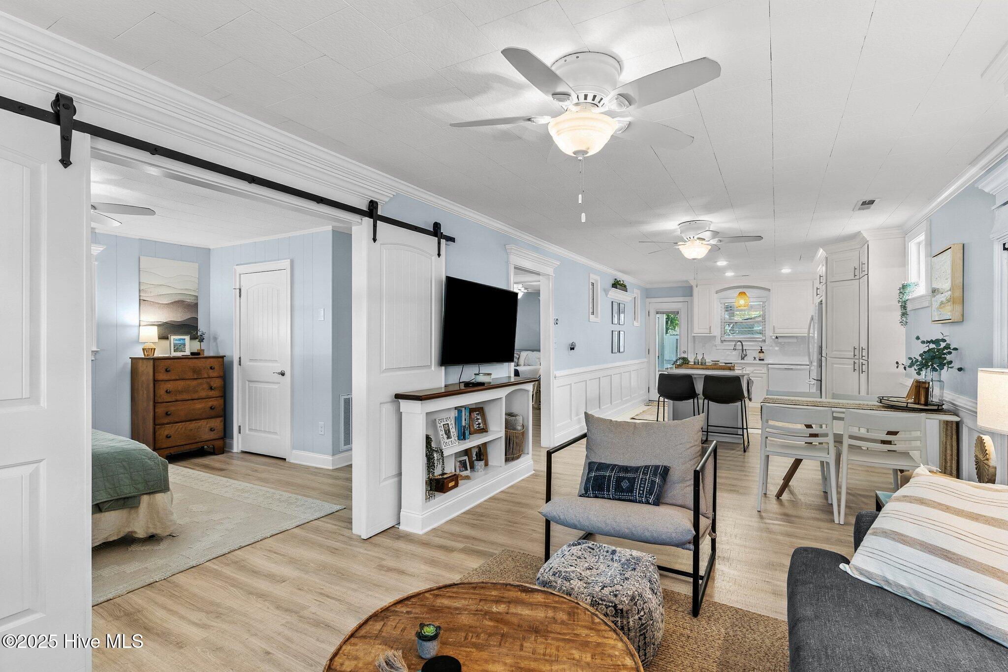 100514497 | Photo 44