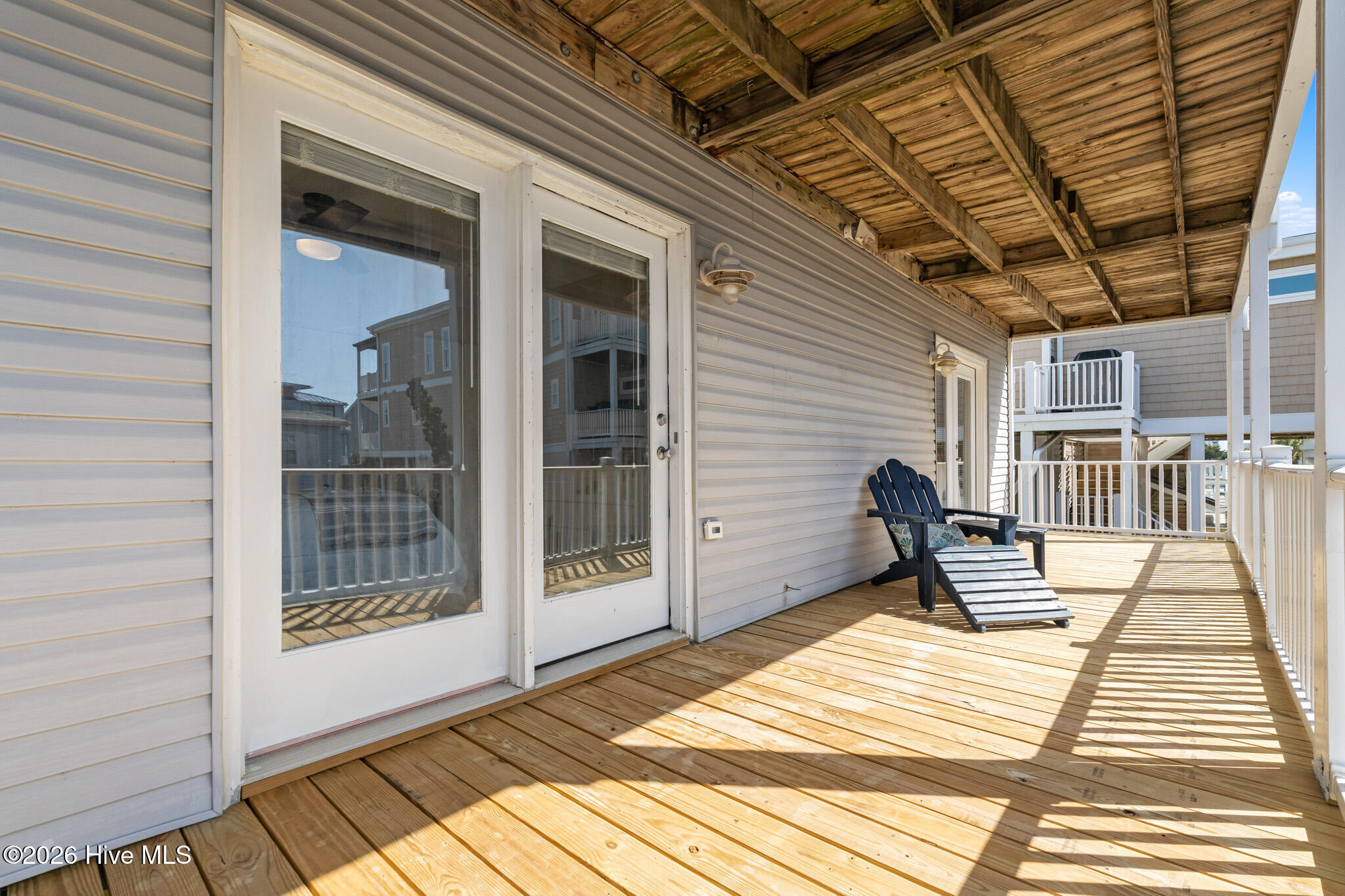 100564426 | Photo 33