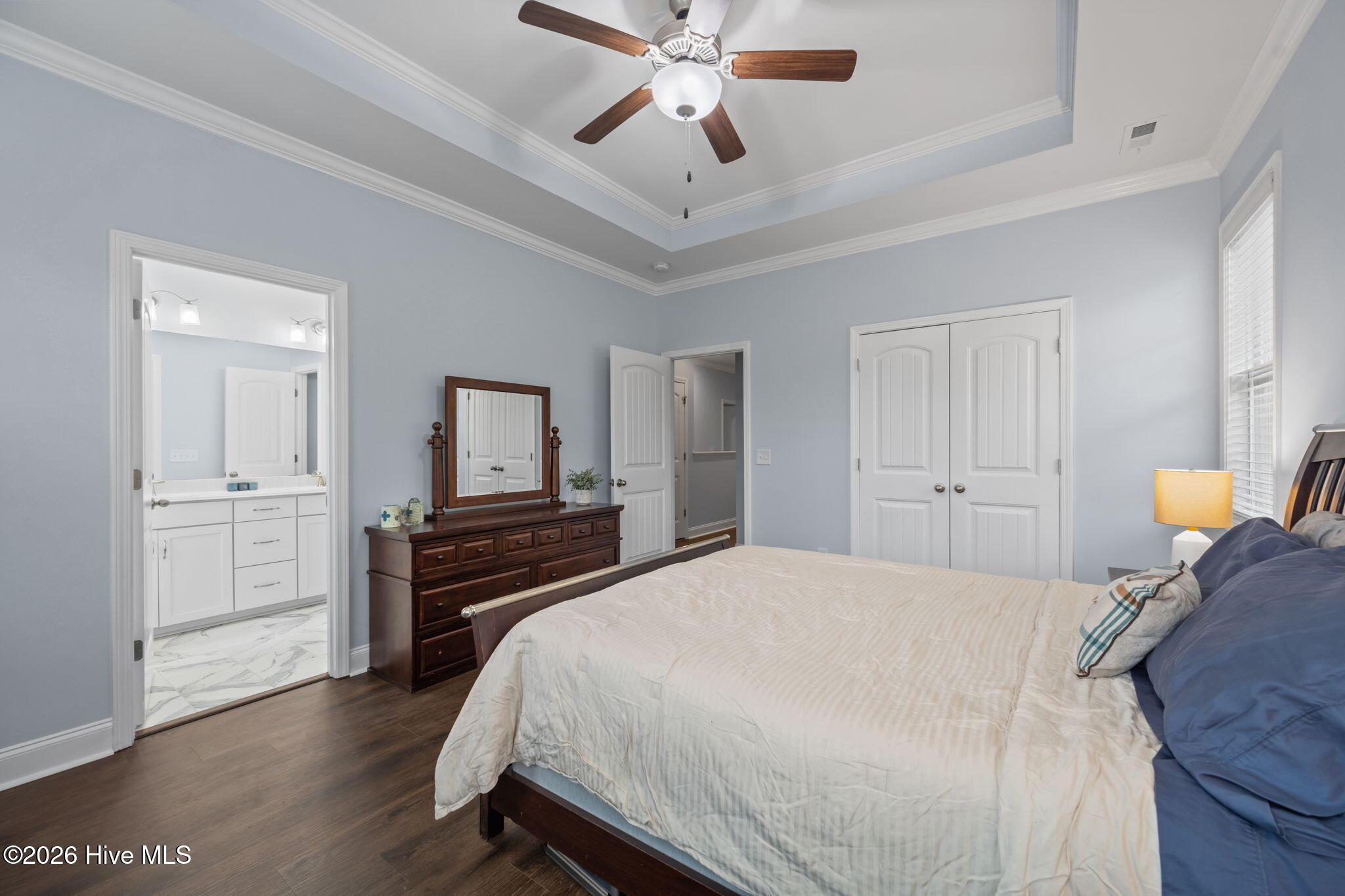 100565759 | Photo 23