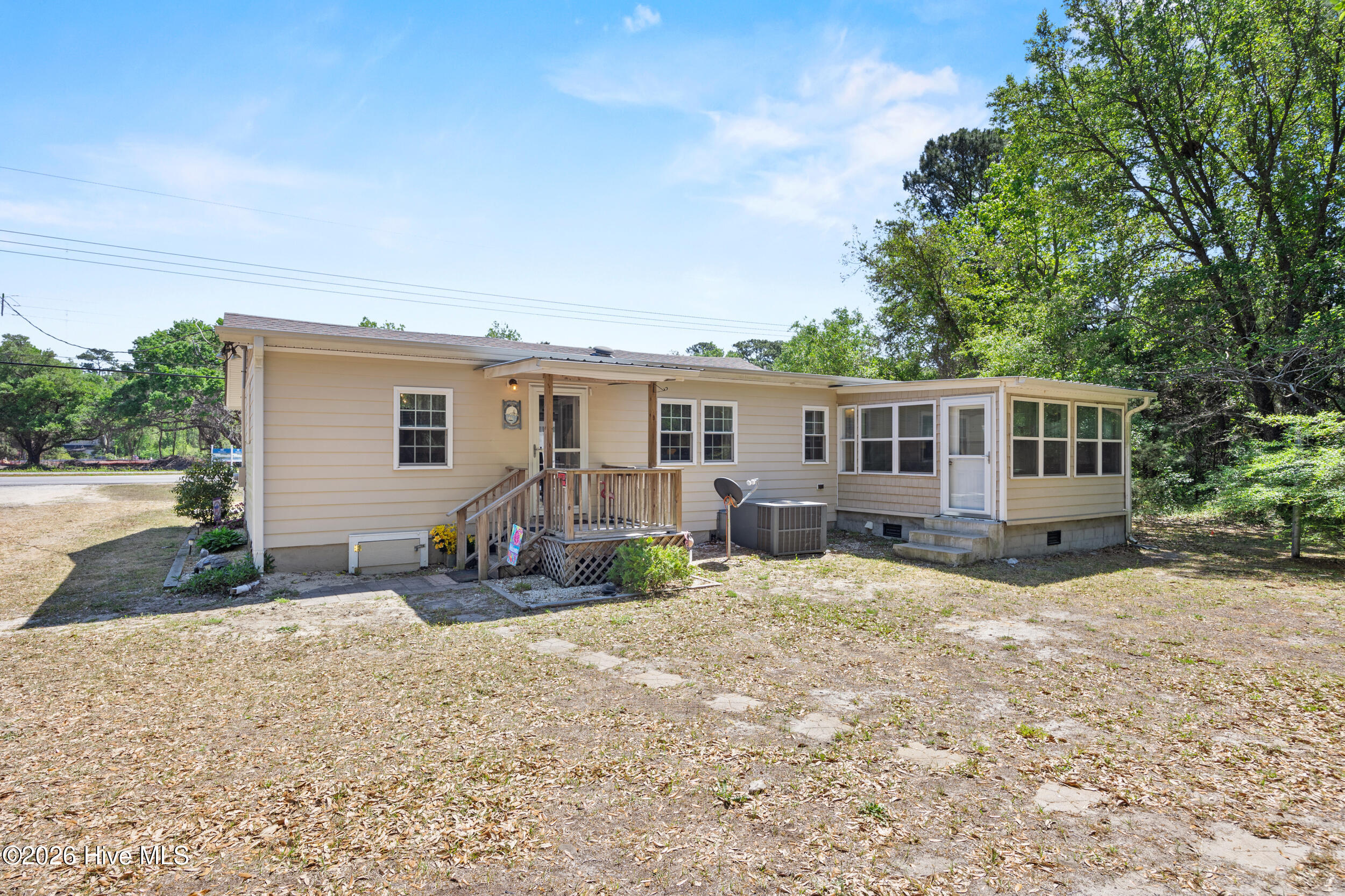 100567287 | Photo 40