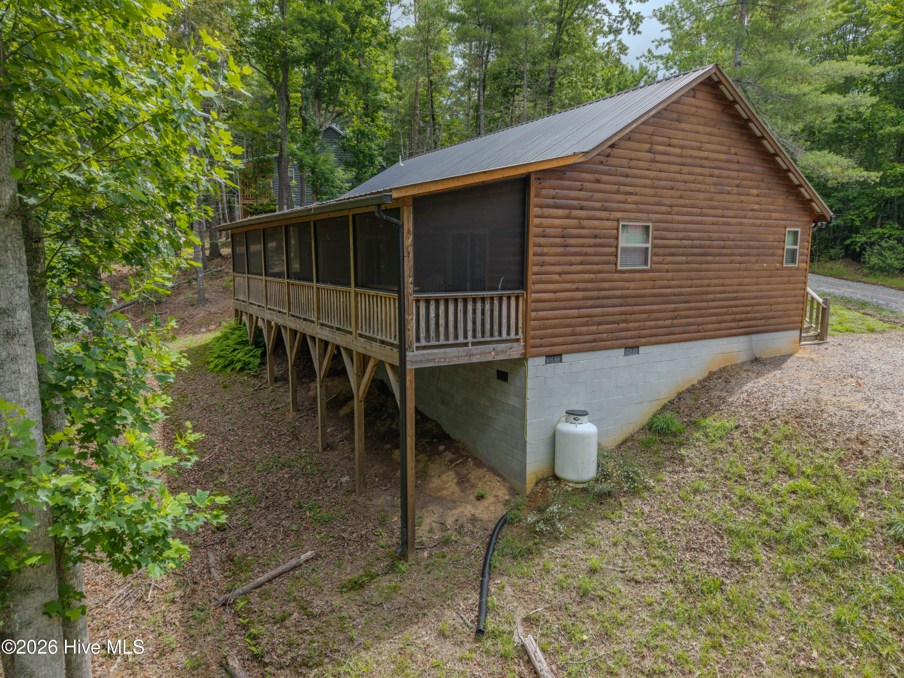 Exterior photo of 122 Woodcrest Drive, Murphy, NC 28906. MLS: 100579665