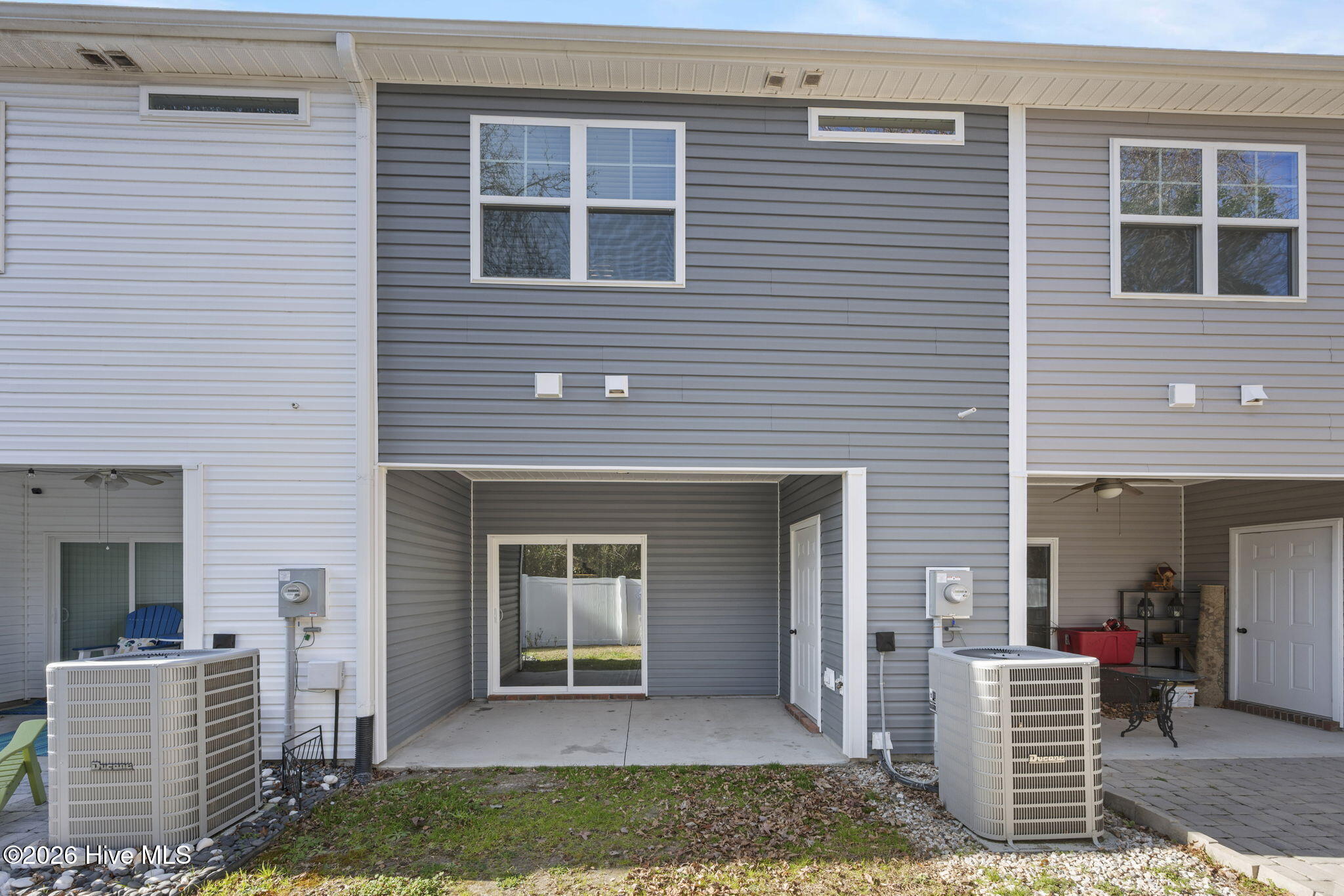 100547697 | Photo 16