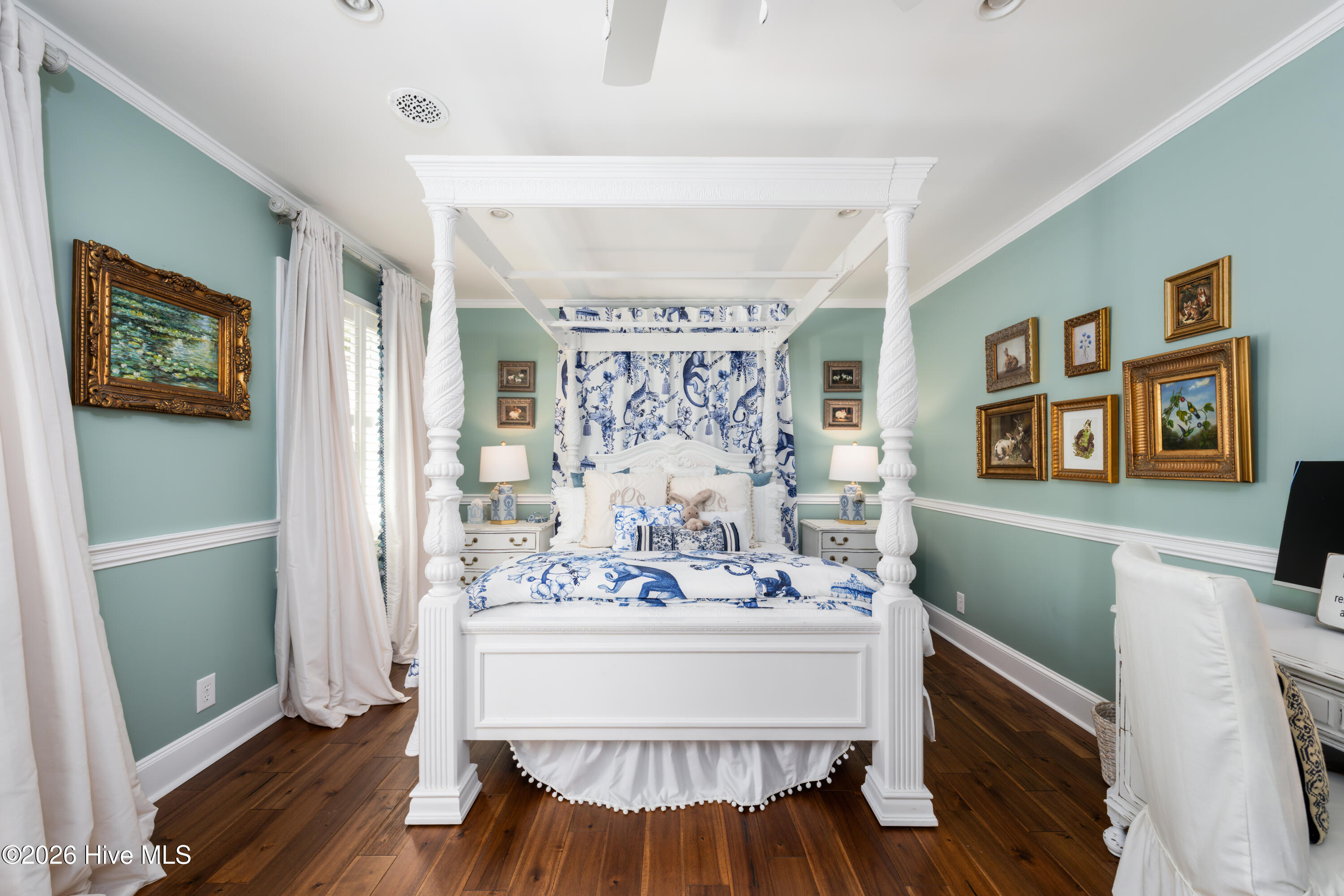 100565005 | Photo 36