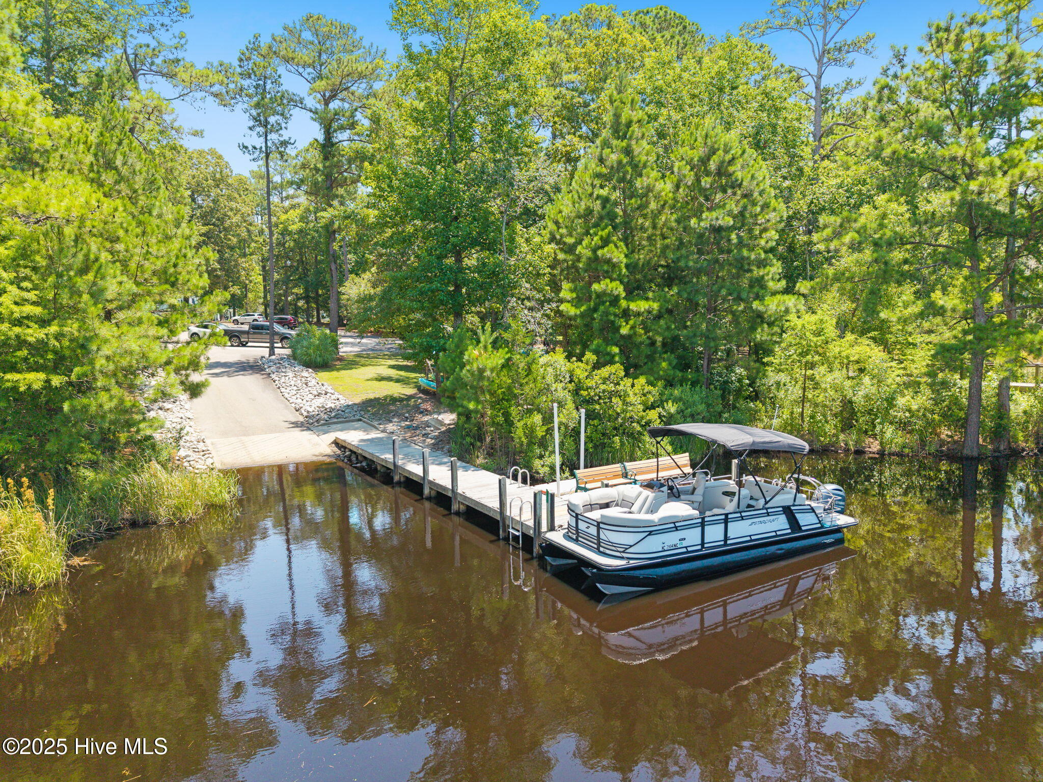 100542314 | Photo 10