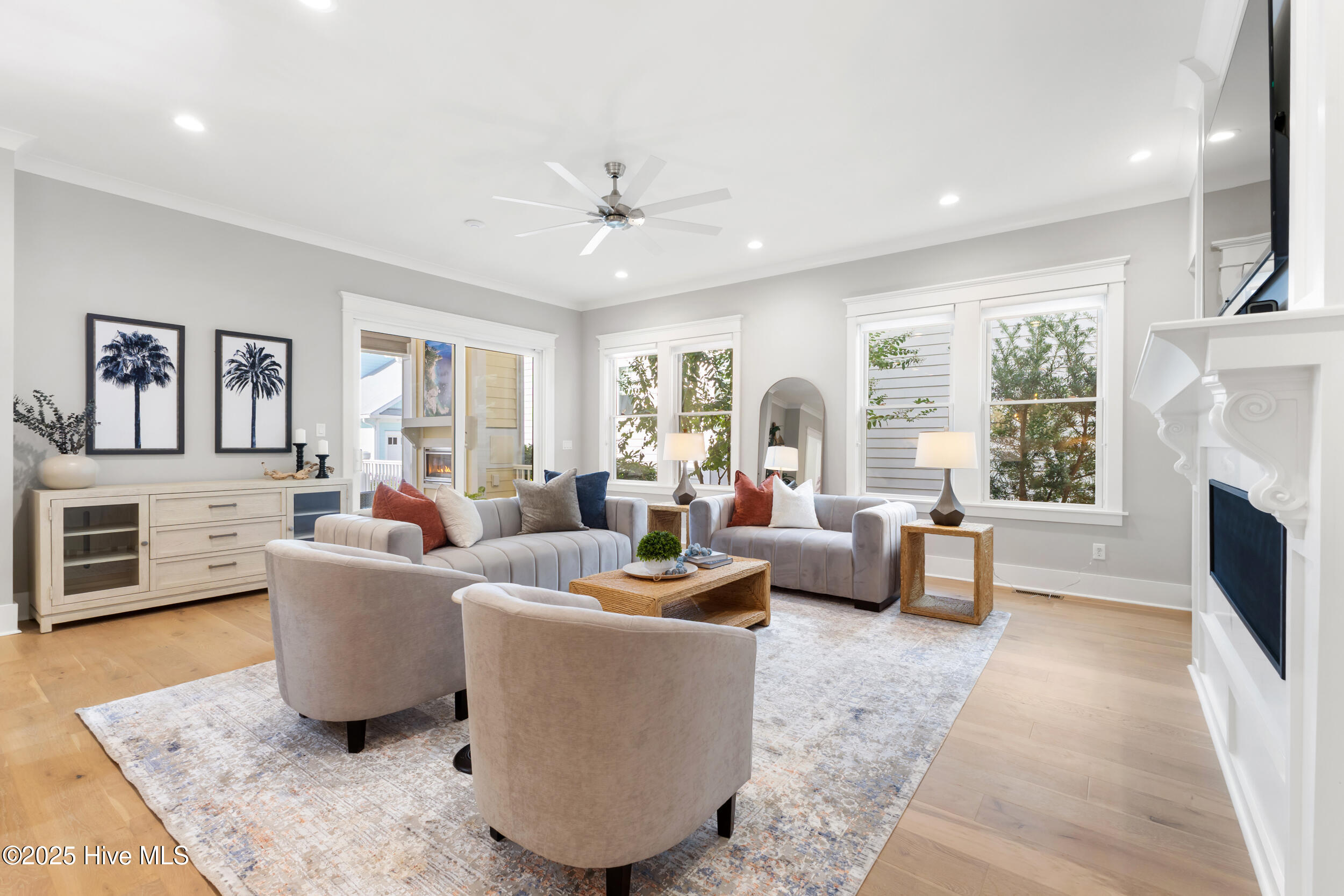 100535952 | Photo 22