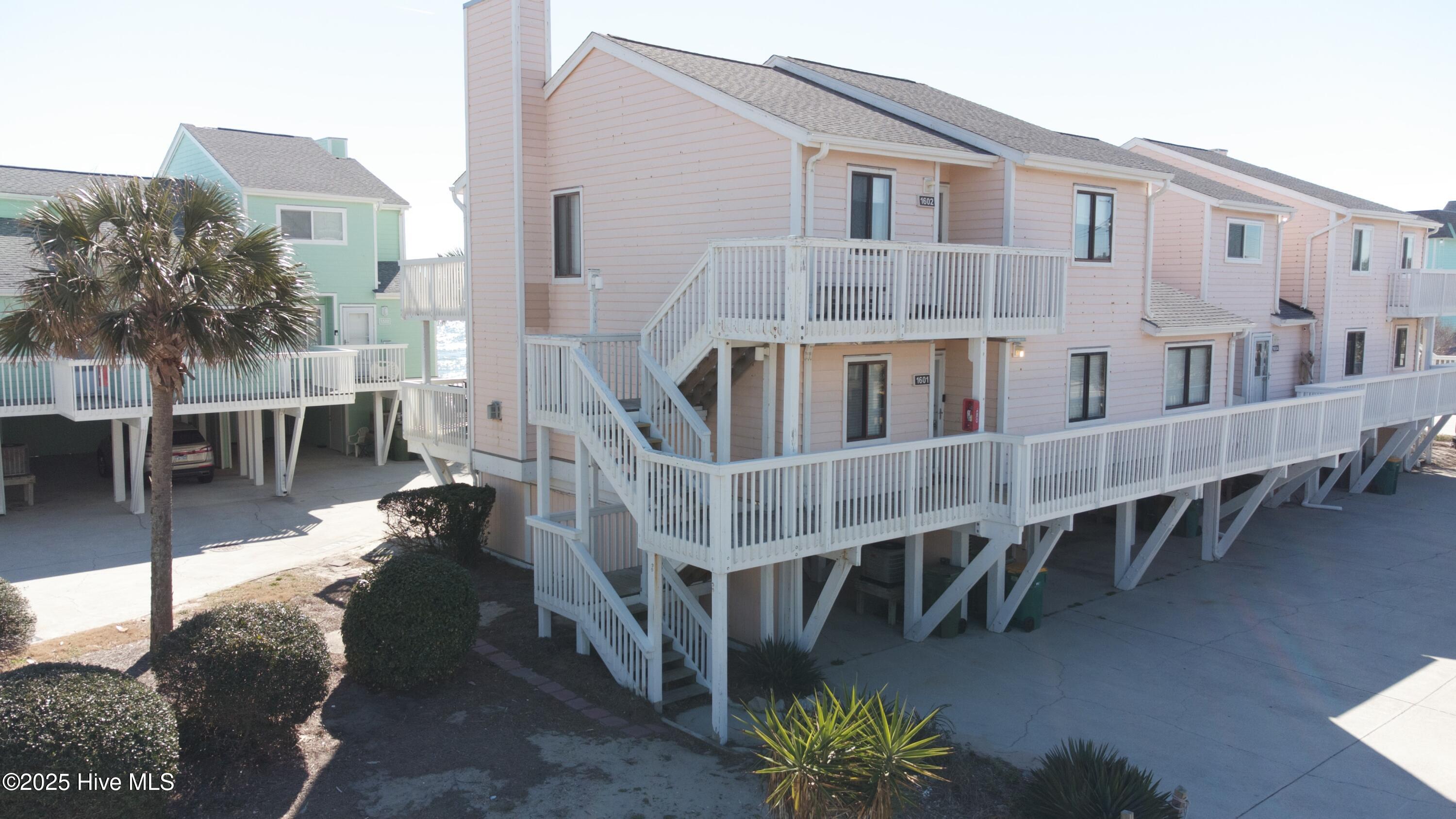 100492295 | Photo 37