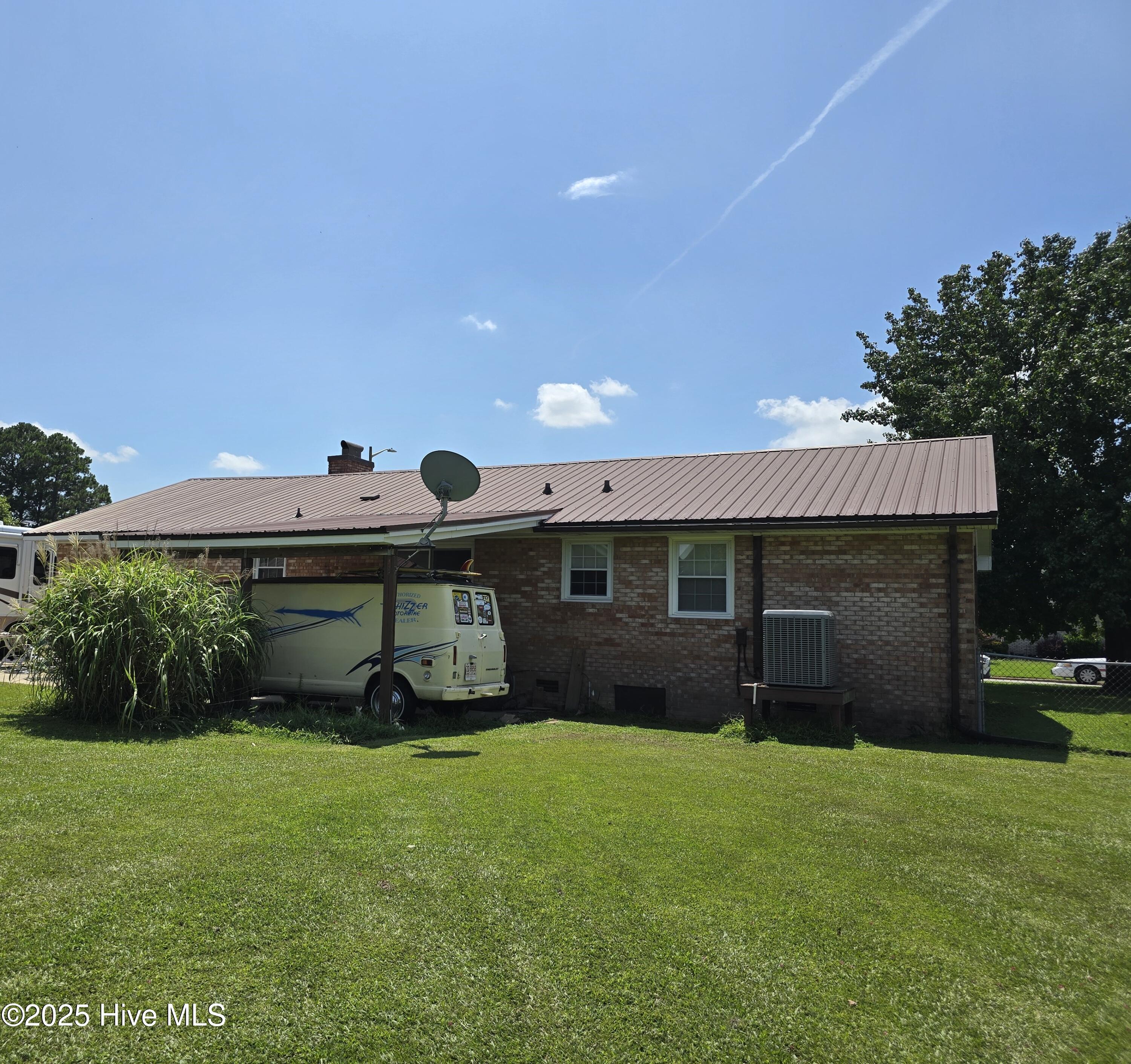 Homes for sale in Ayden, NC | 3927 Winchester Dr, Ayden, NC 28513 | MLS# 100520363