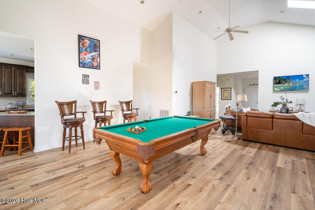 100557902 | Photo 13