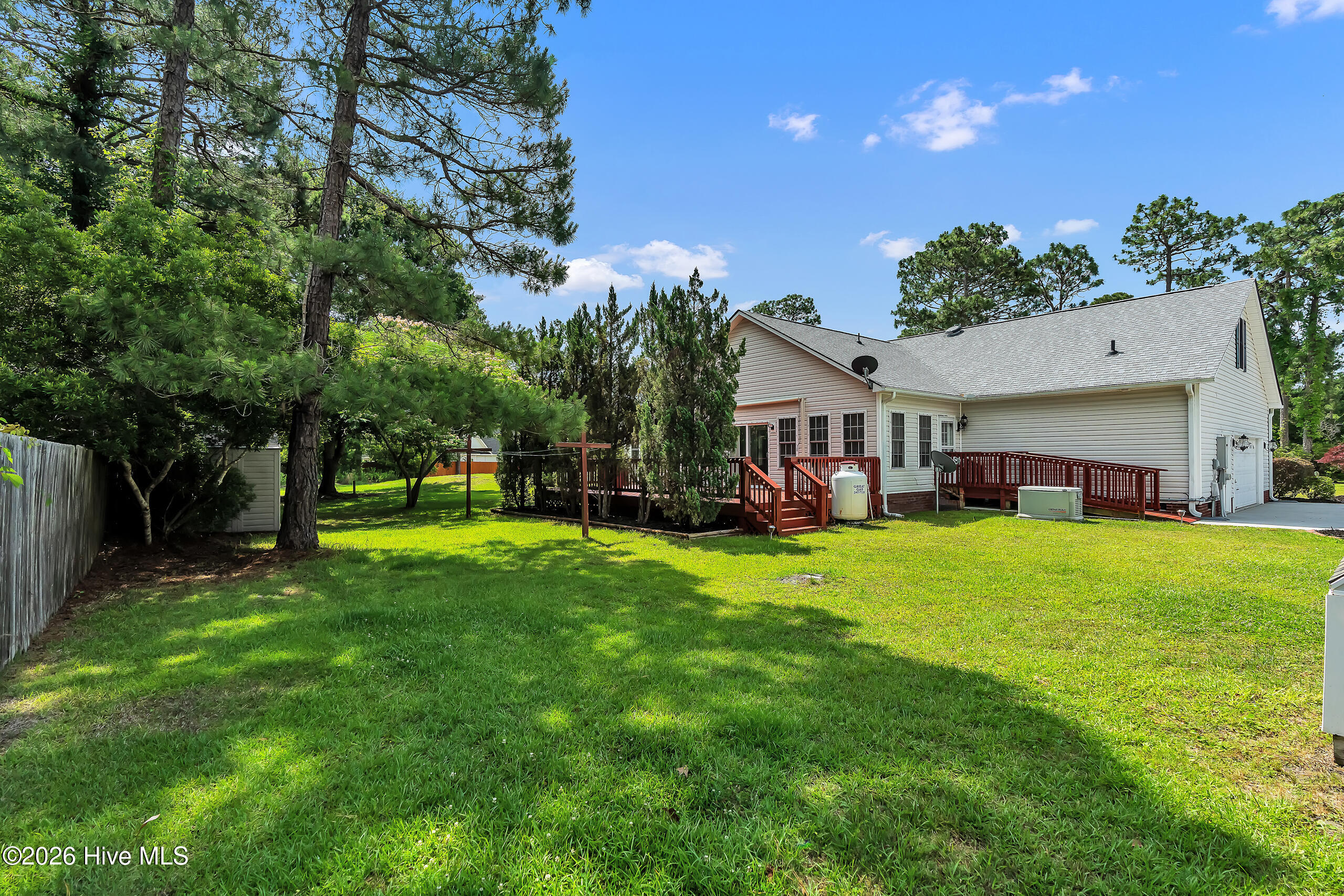 215 Winding Creek Way,Hubert