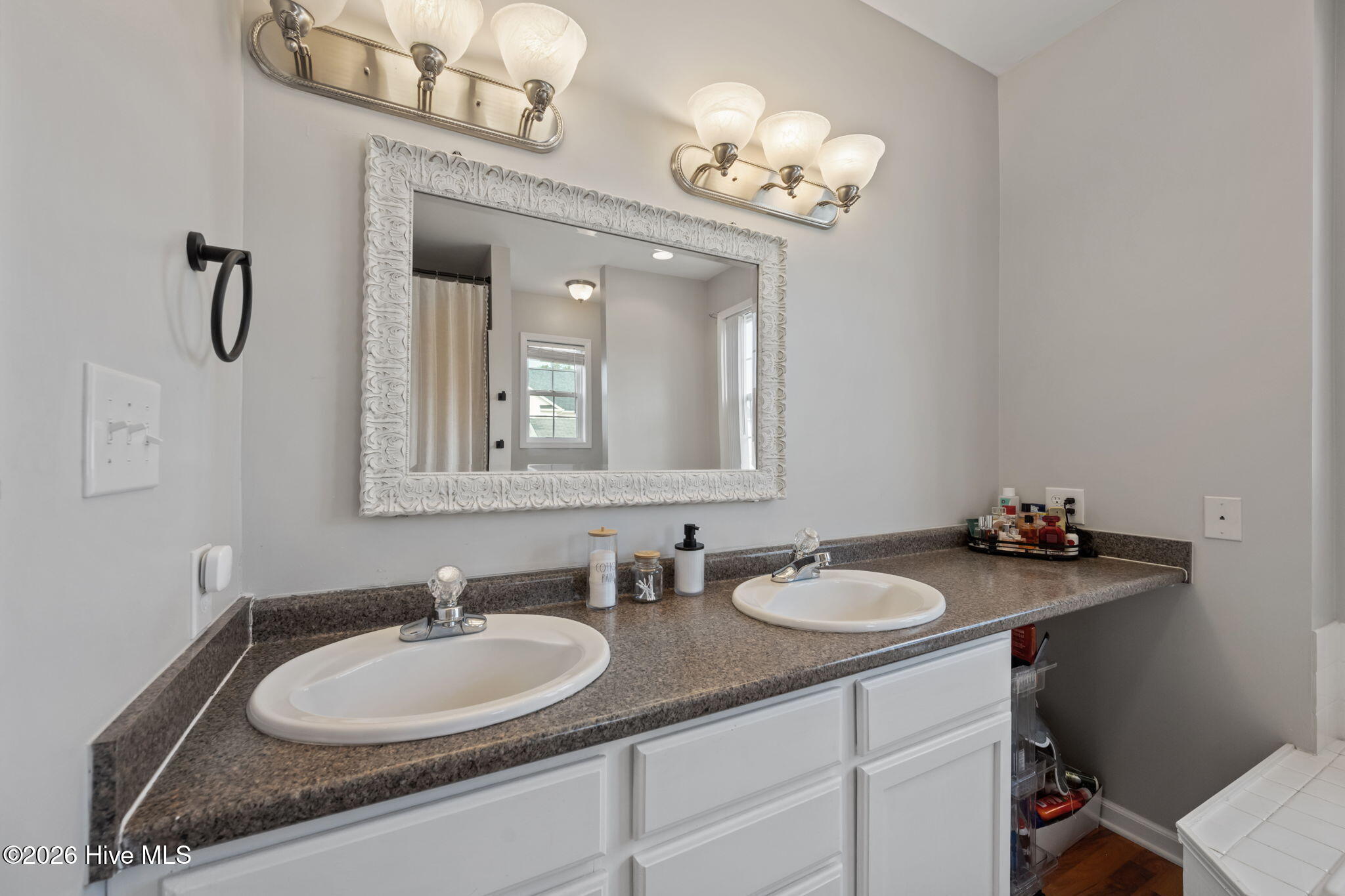 100552924 | Photo 22