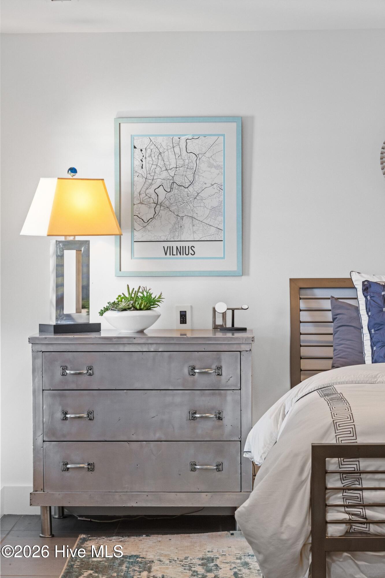 100558974 | Photo 24