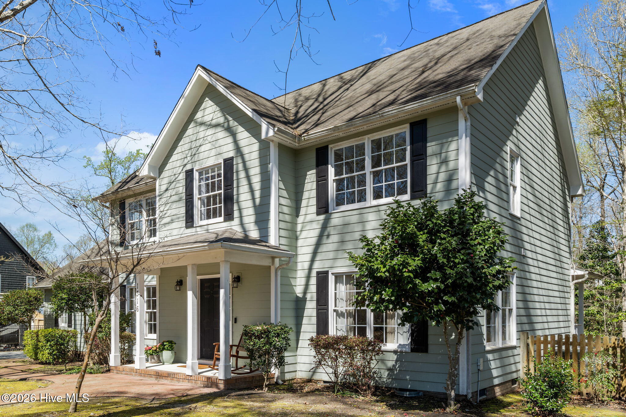 100561787 | Photo 55