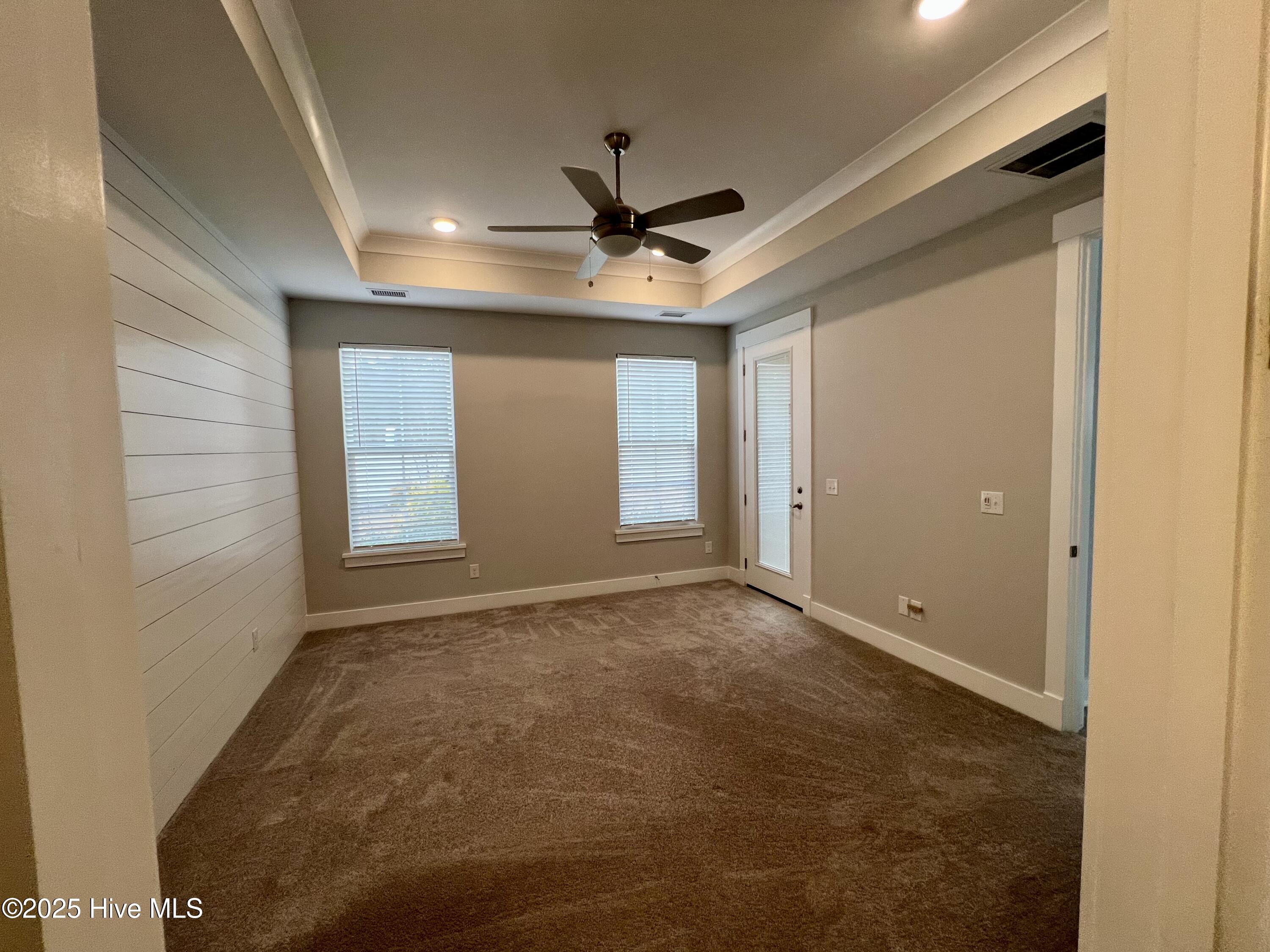 100546401 | Photo 10