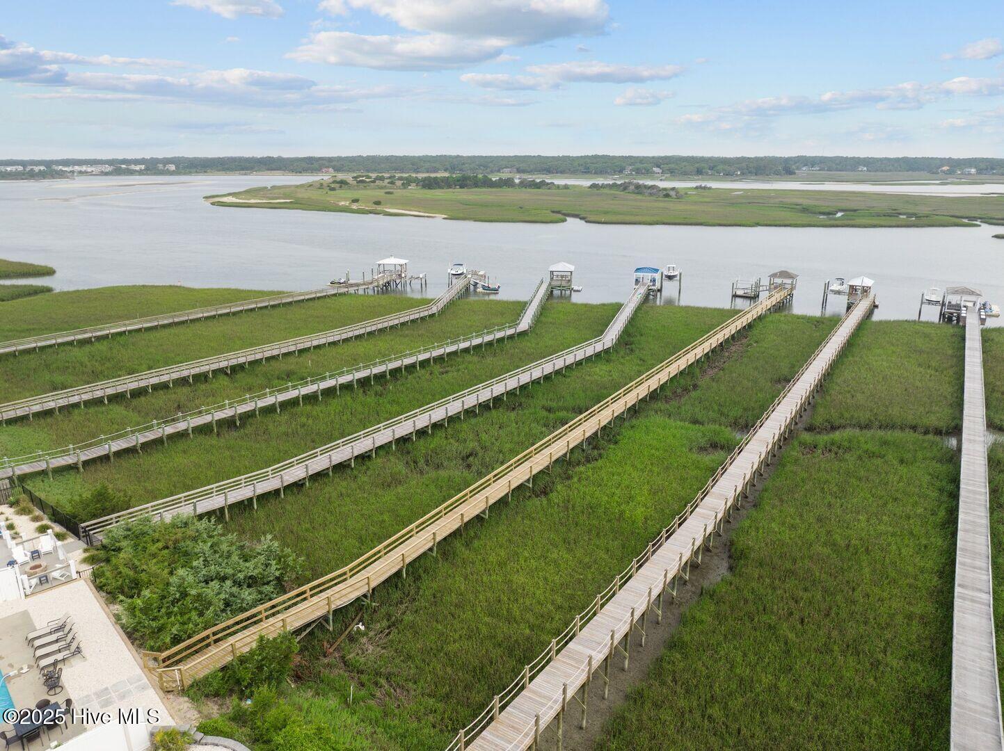 100554920 | Photo 10