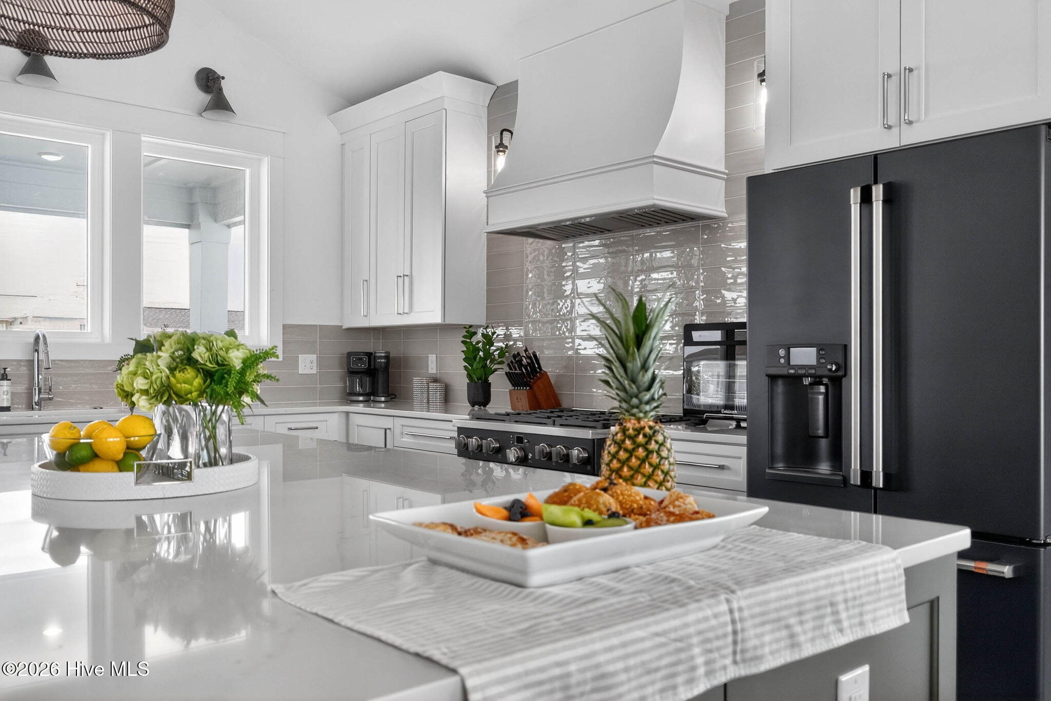 100543300 | Photo 65