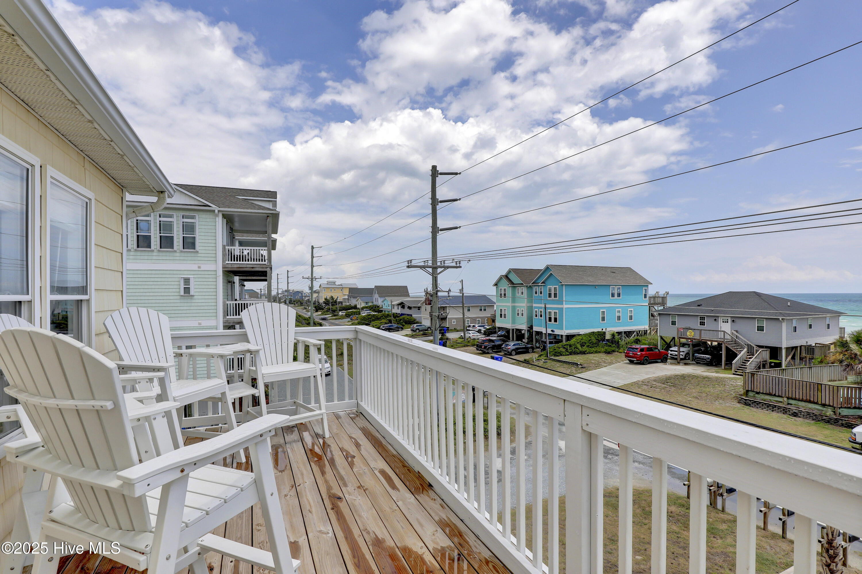 100521300 | Photo 50