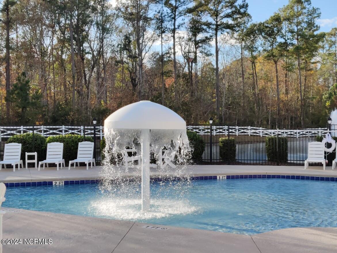 100565741 | Photo 29