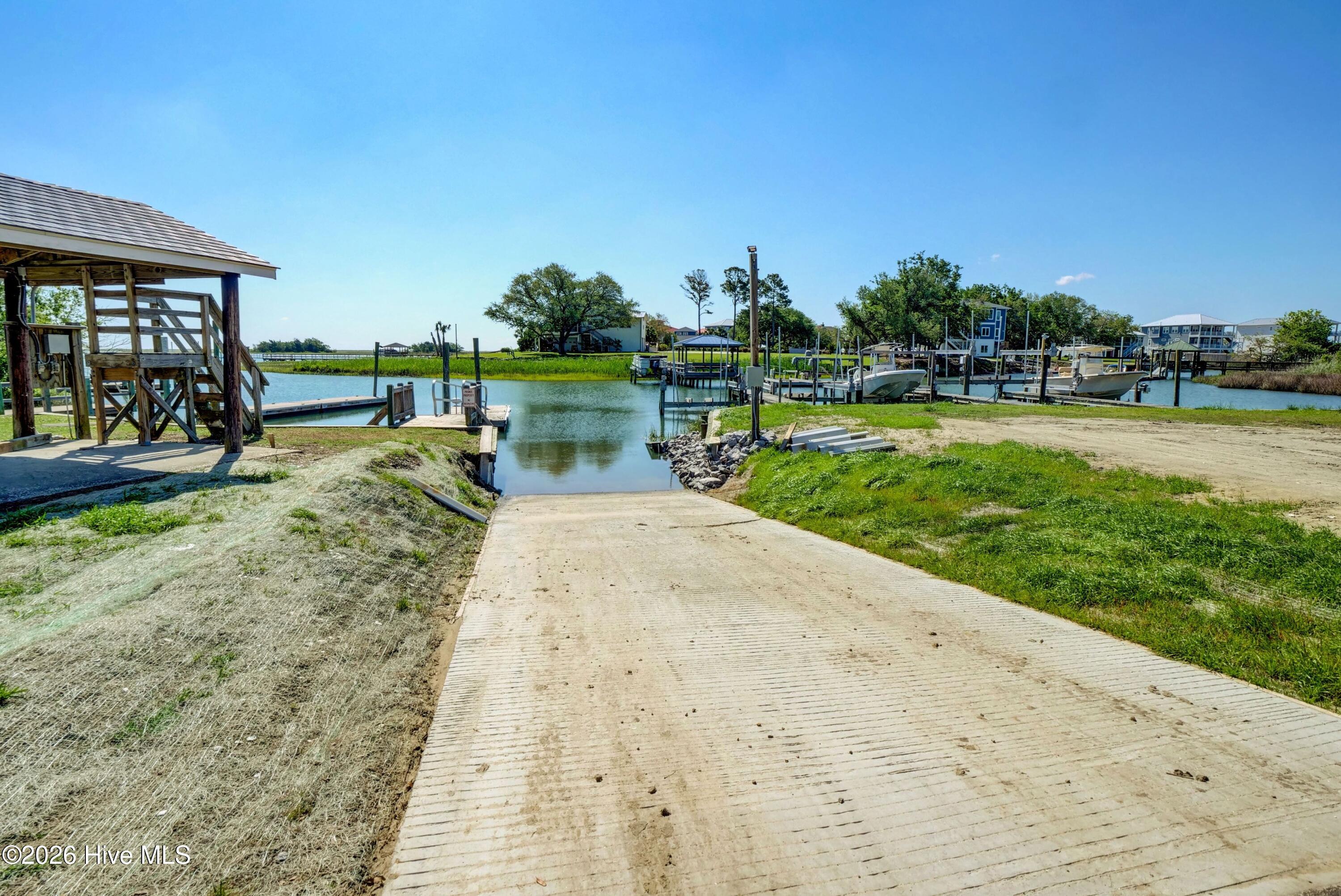 100567806 | Photo 66