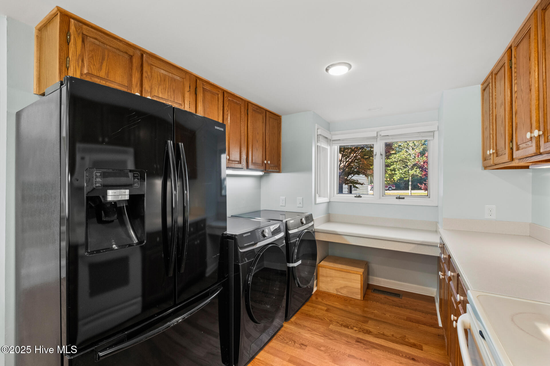 100526390 | Photo 15