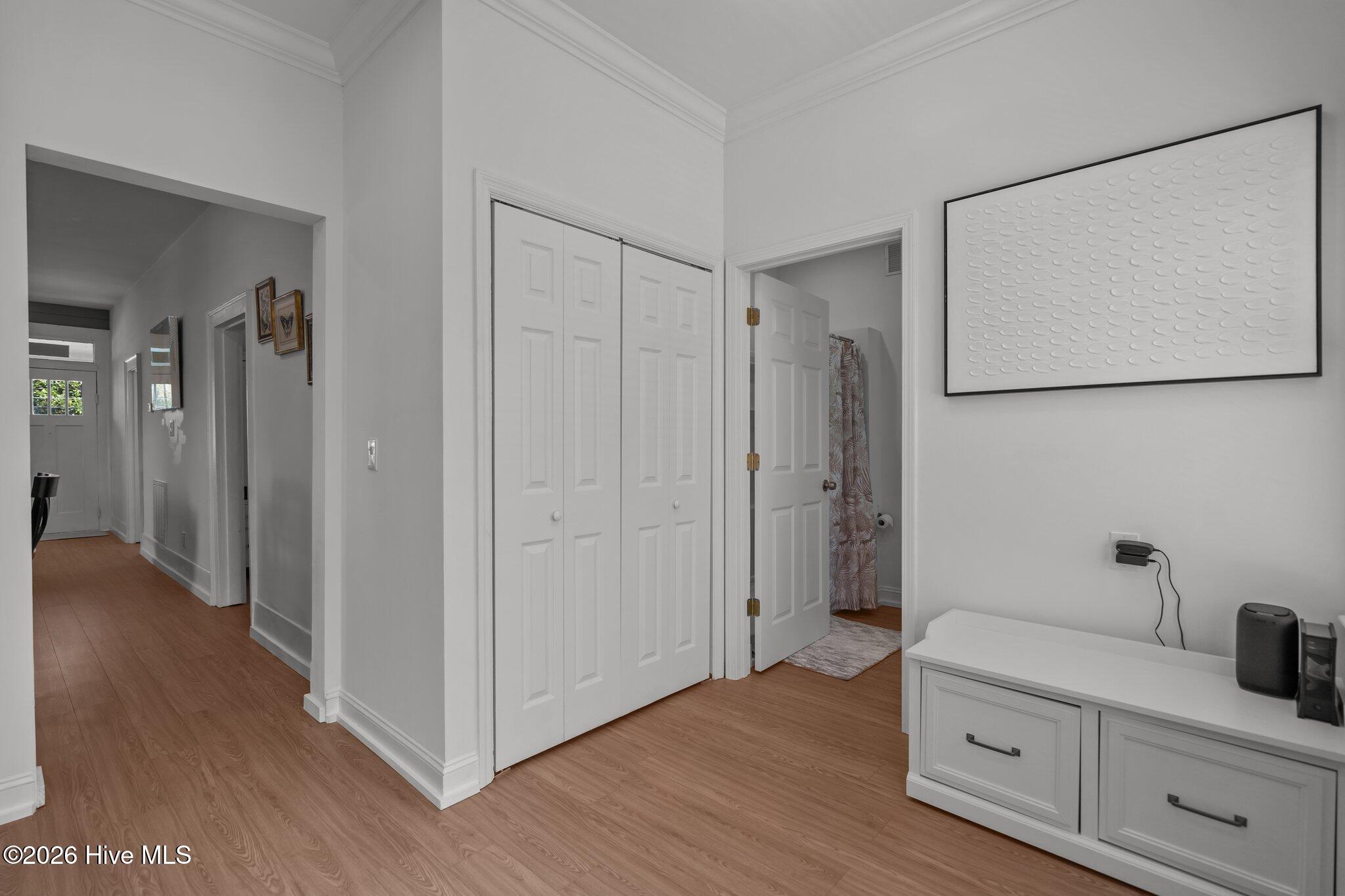 100550595 | Photo 23