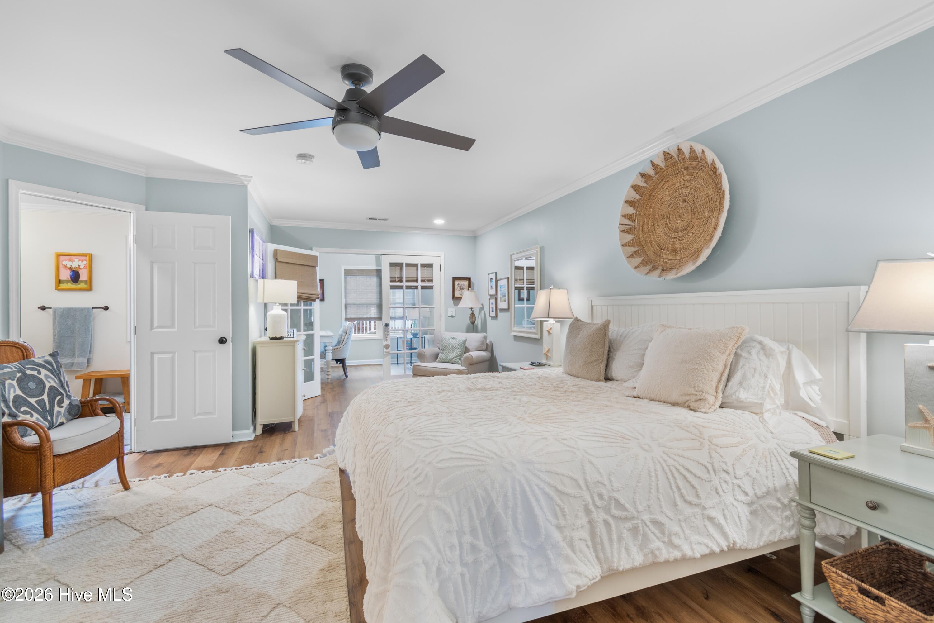 100558104 | Photo 40